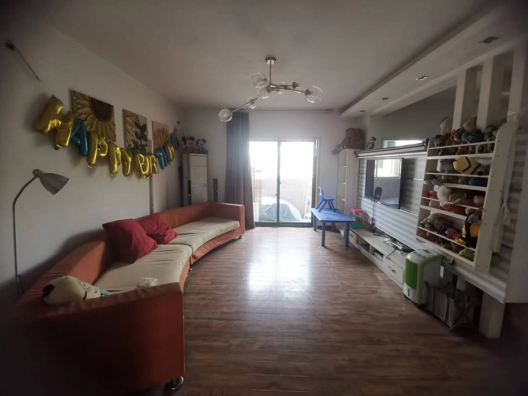 Wuhan-Qiaokou-采光好,南北通透,Cozy Home,Clean&Comfy,Hustle & Bustle