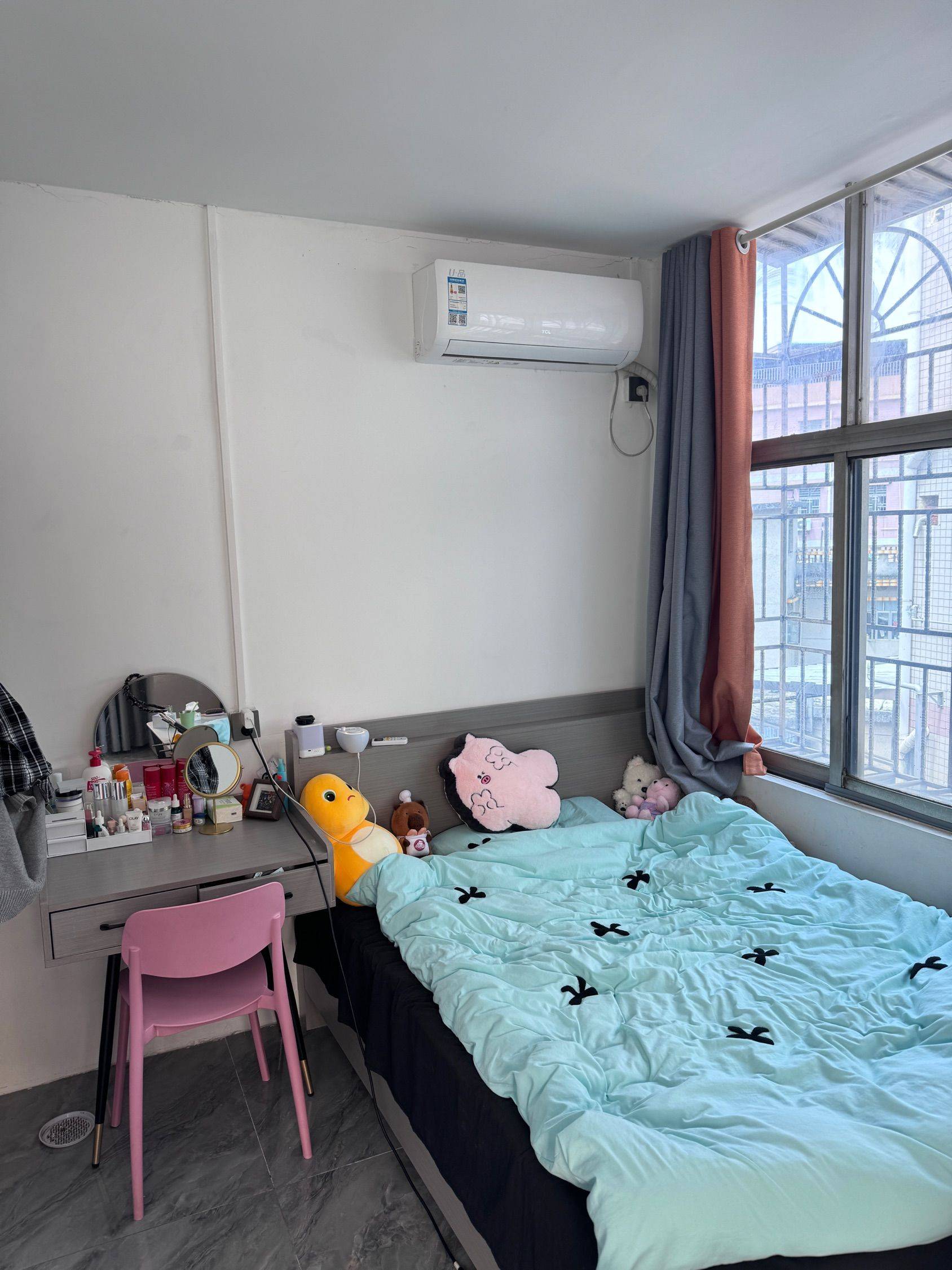 Shenzhen-Longgang-Cozy Home,No Gender Limit,Hustle & Bustle,Chilled