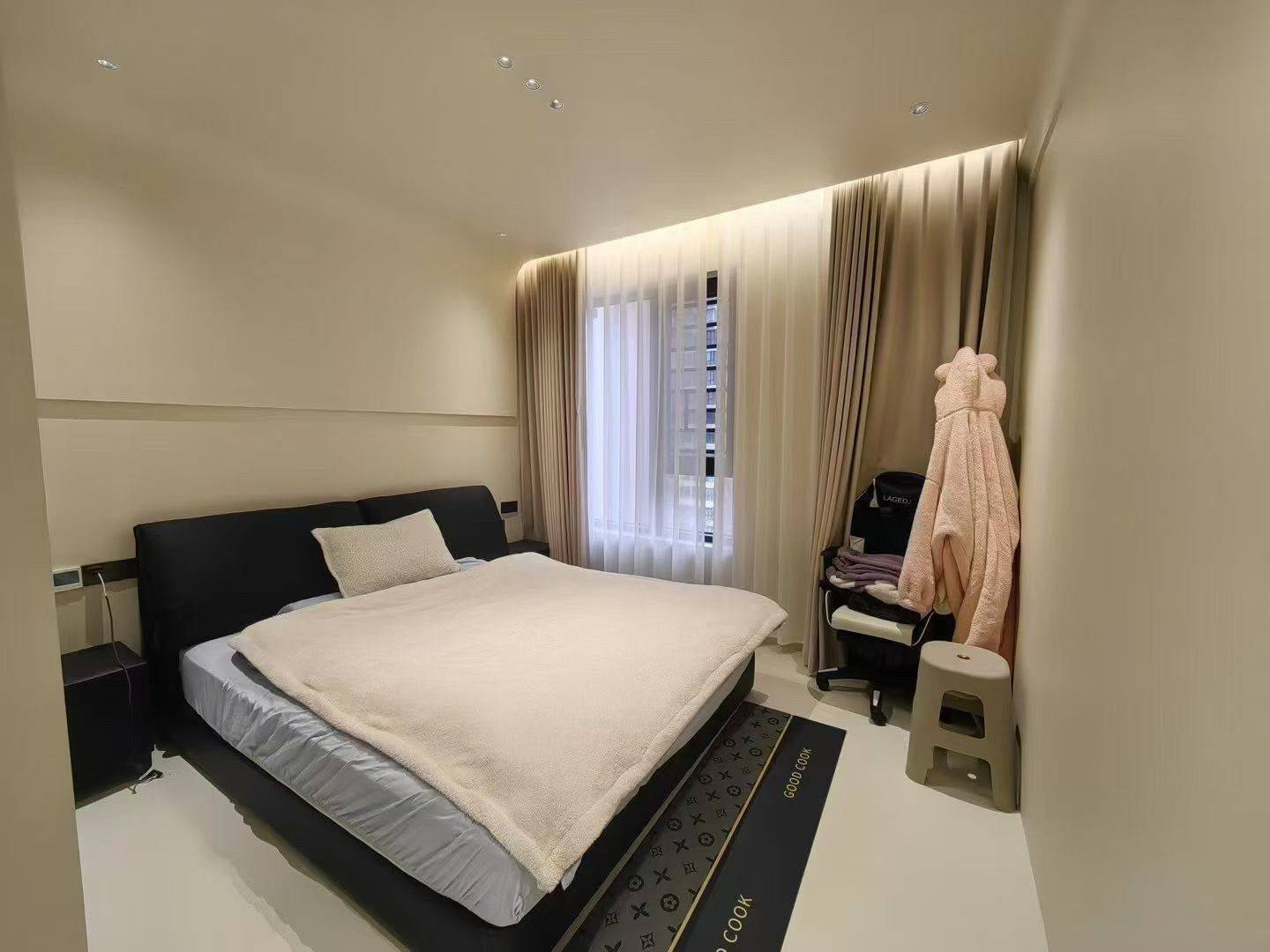 Chengdu-Hi-Tech Zone-Cozy Home,Clean&Comfy,No Gender Limit,Hustle & Bustle,“Friends”,Chilled,LGBTQ Friendly,Pet Friendly