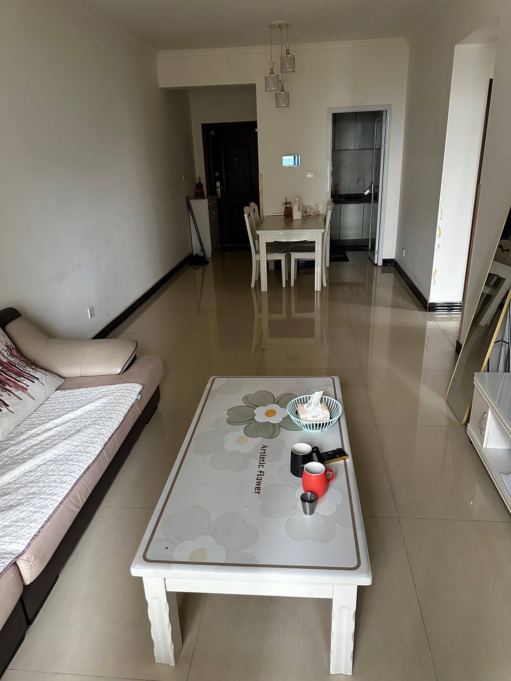 Chengdu-Wenjiang-Cozy Home,Clean&Comfy,No Gender Limit,Hustle & Bustle,“Friends”,Chilled