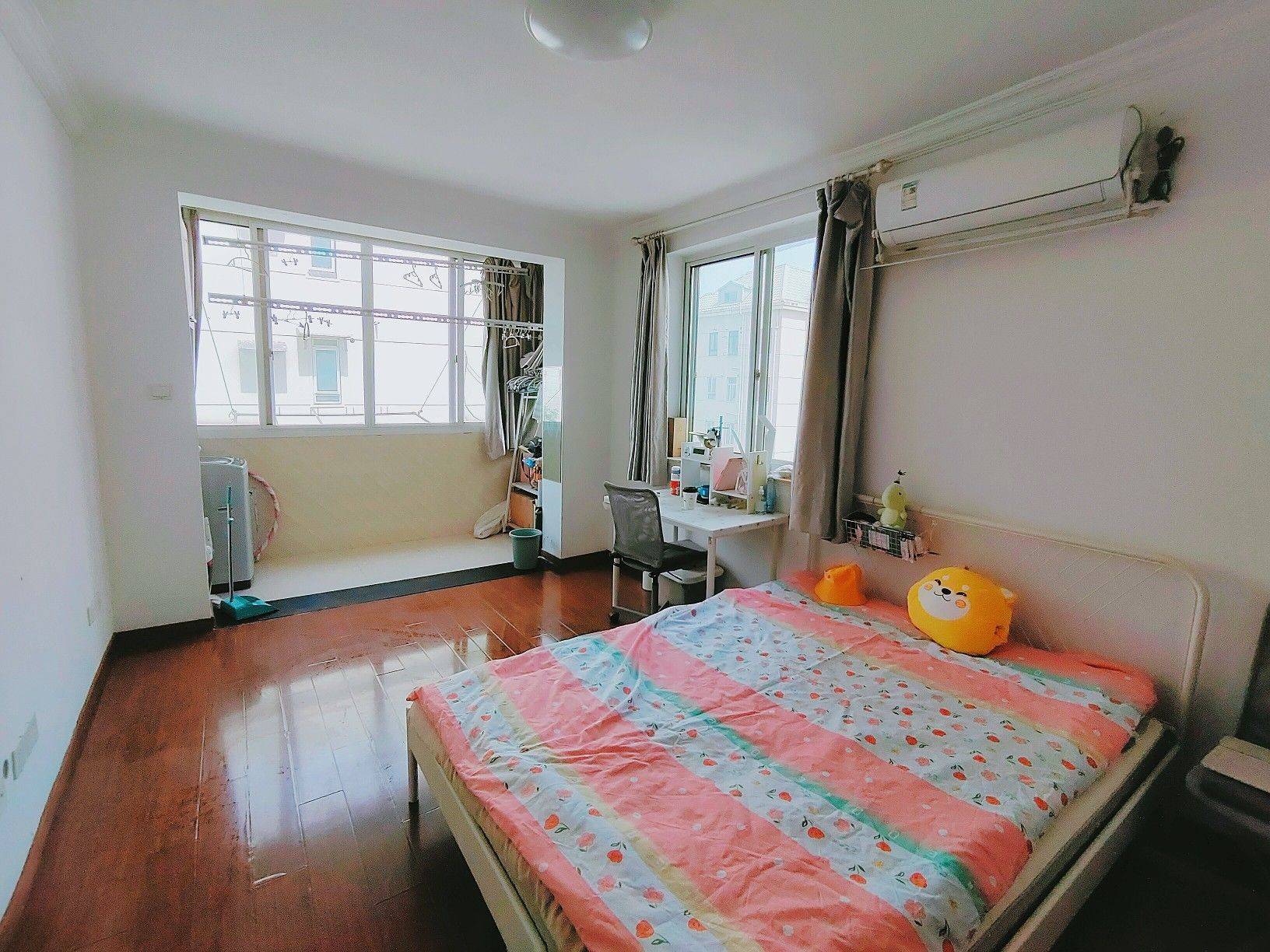 Shanghai-Pudong-Cozy Home,Hustle & Bustle