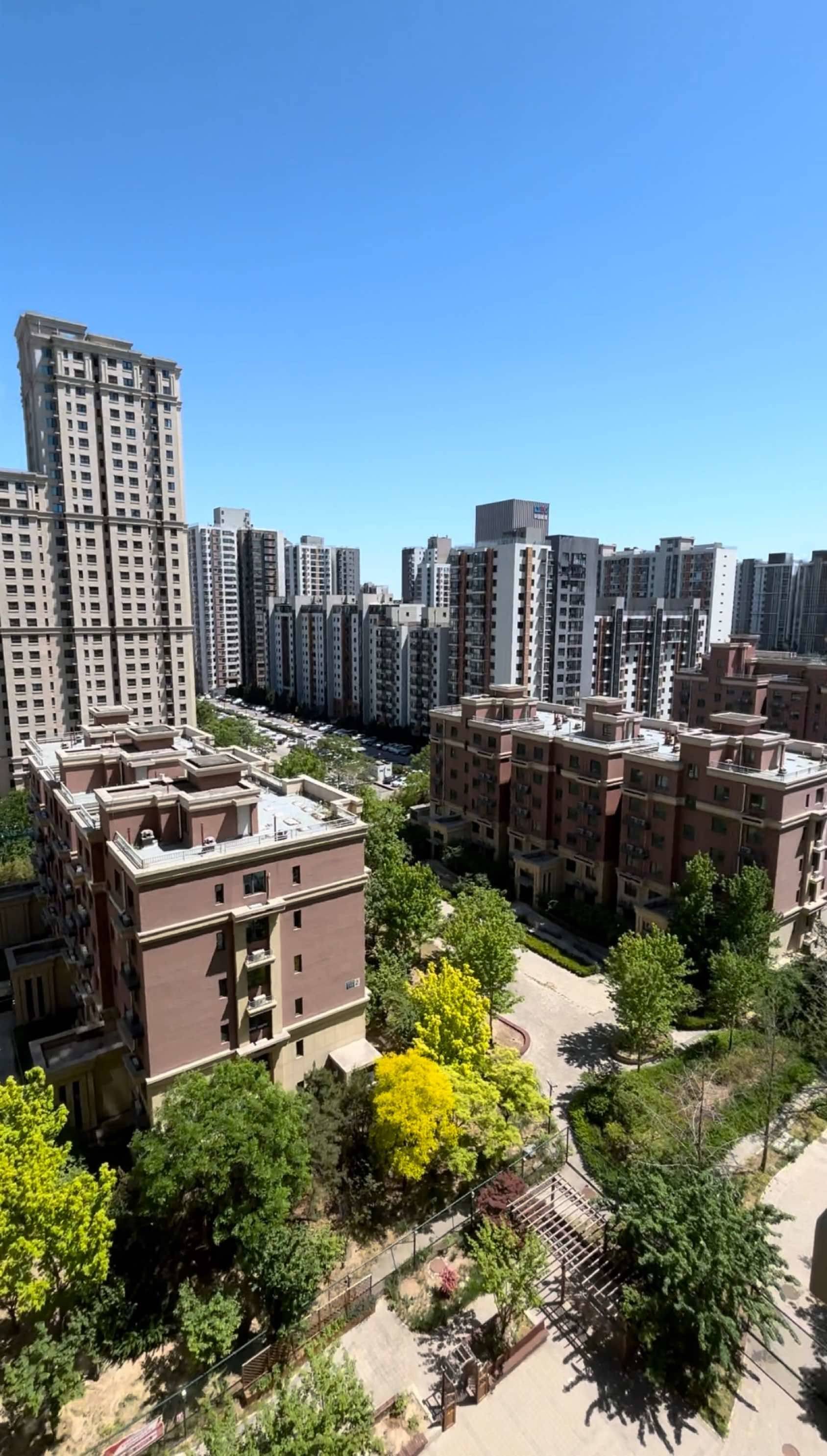 Beijing-Chaoyang-现代中式,Cozy Home,Clean&Comfy,No Gender Limit,Hustle & Bustle,“Friends”,Chilled