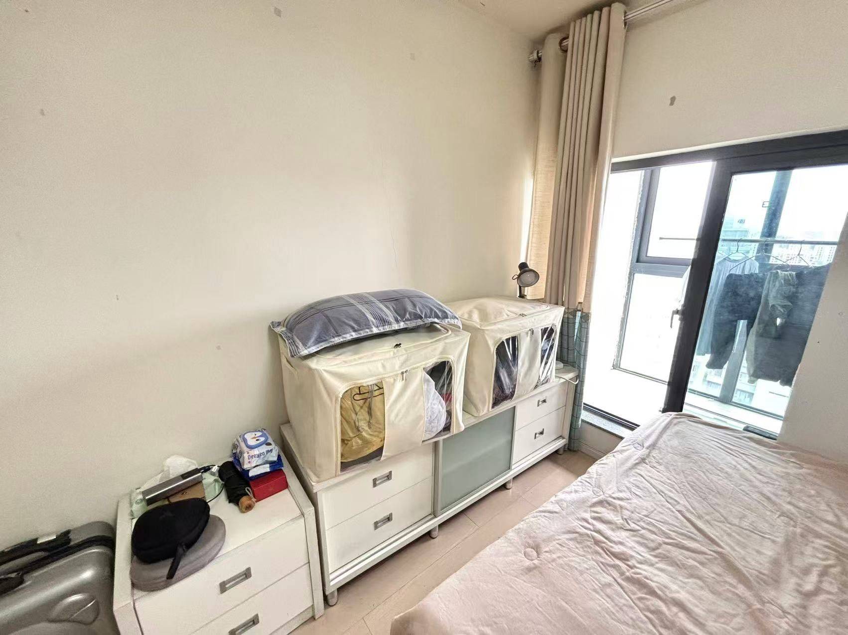 Shanghai-Songjiang-9号线九亭站口80米,Cozy Home,No Gender Limit