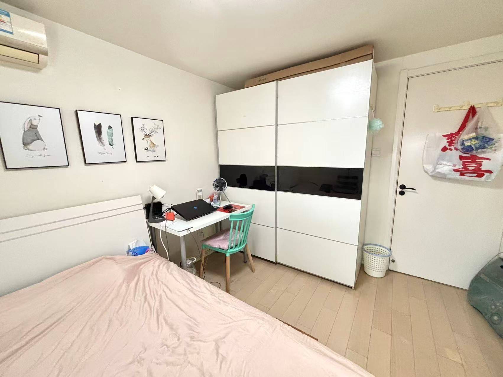Shanghai-Songjiang-9号线九亭站口80米,Cozy Home,No Gender Limit