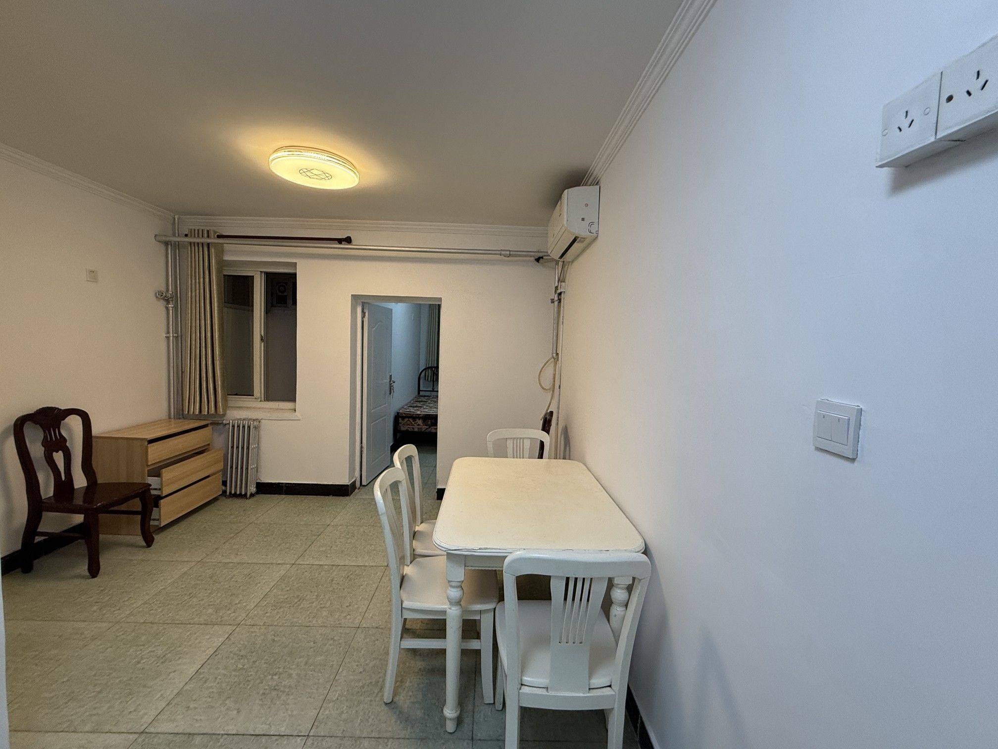 Beijing-Chaoyang-Balizhuang,Seeking Flatmate,Replacement,LGBTQ Friendly,Long & Short Term,Shared Apartment,Pet Friendly