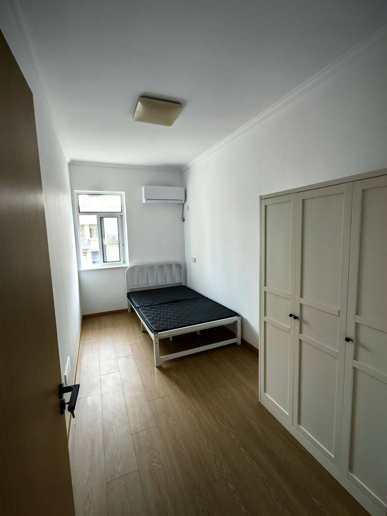 Nanjing-Gulou-Cozy Home,Clean&Comfy,No Gender Limit,Hustle & Bustle,Chilled