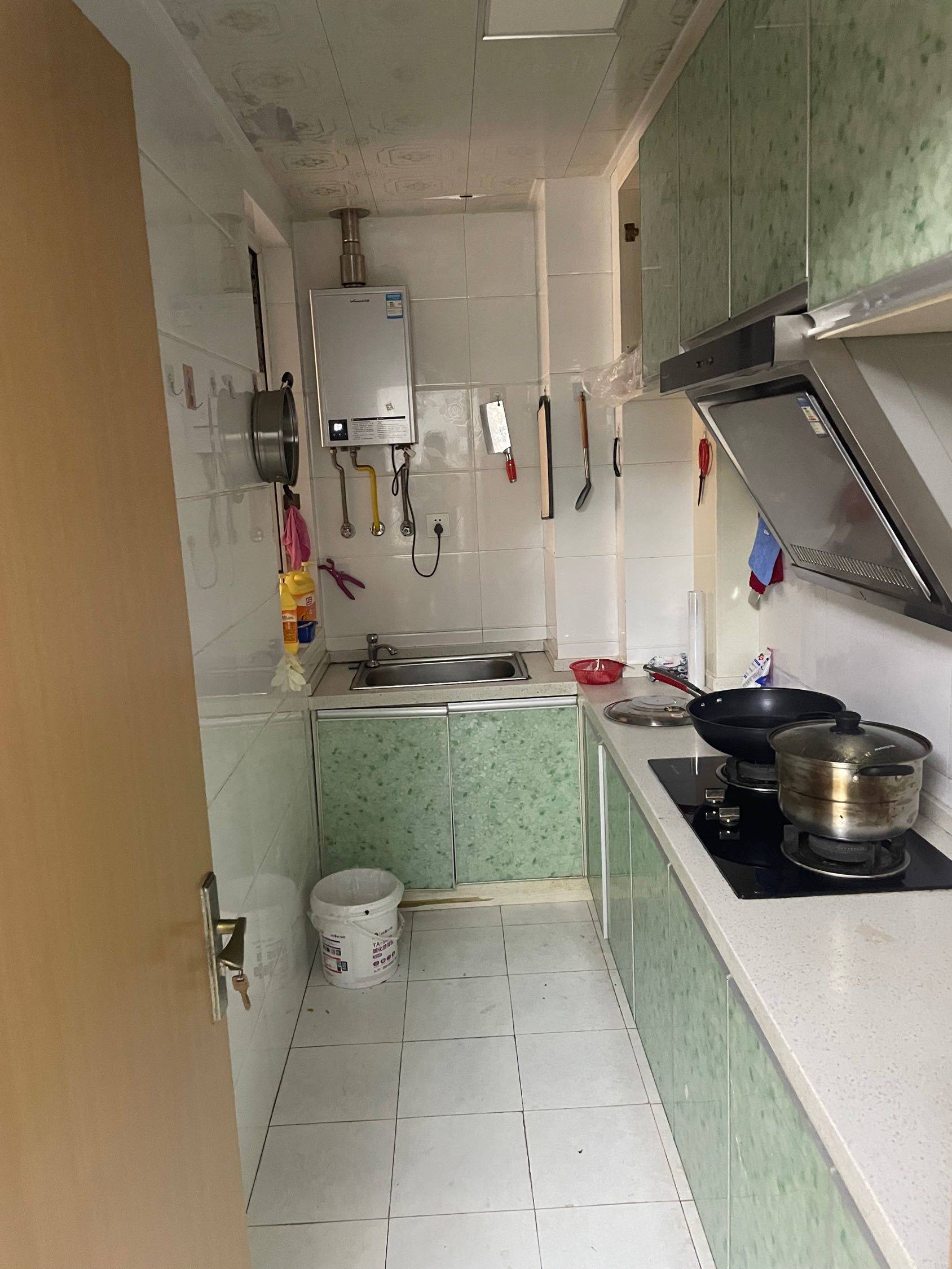 Nanjing-Yuhuatai-Cozy Home,Clean&Comfy,Hustle & Bustle