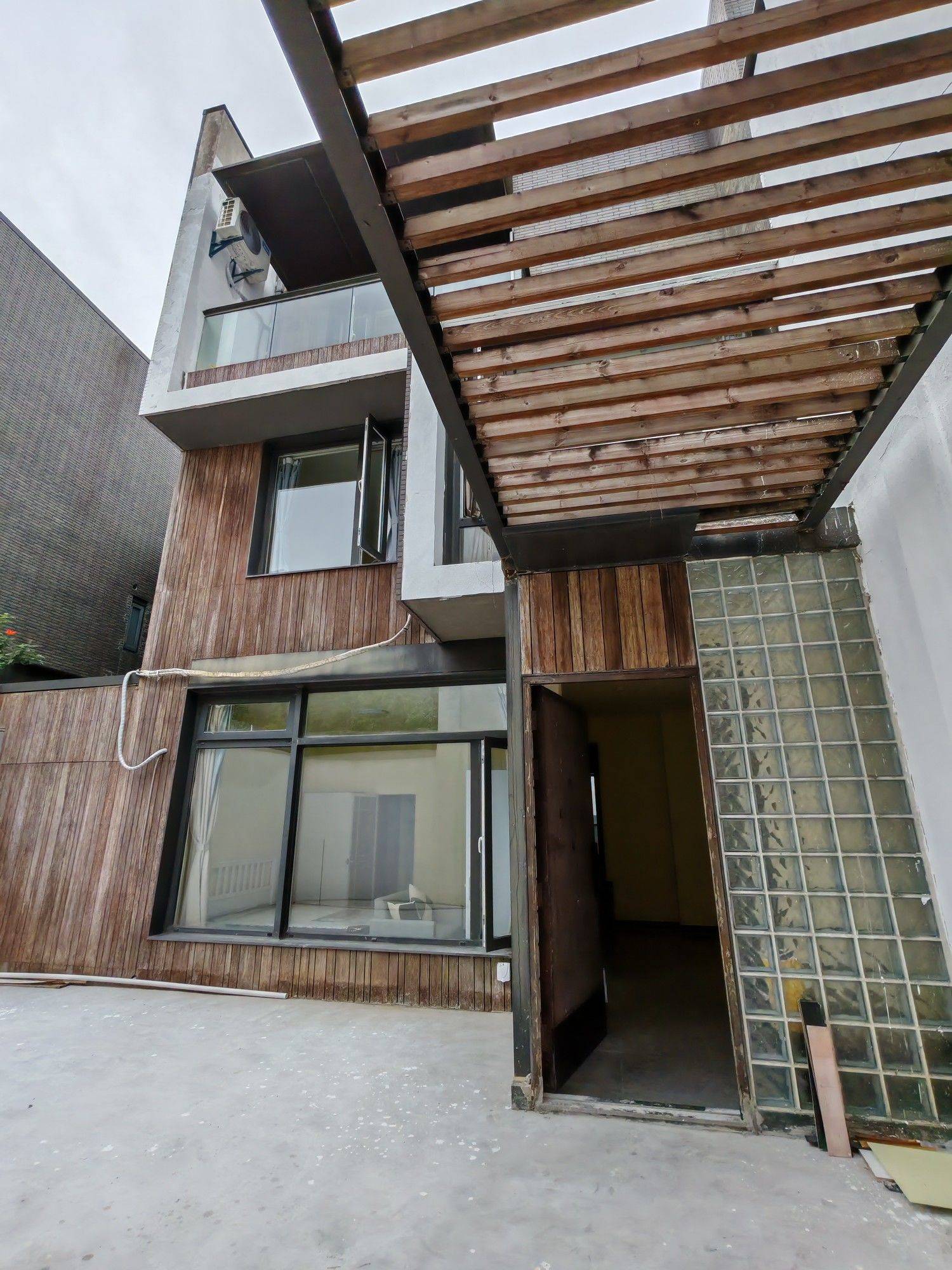 Shanghai-Pudong-Cozy Home,Clean&Comfy,No Gender Limit,Hustle & Bustle,“Friends”,Chilled
