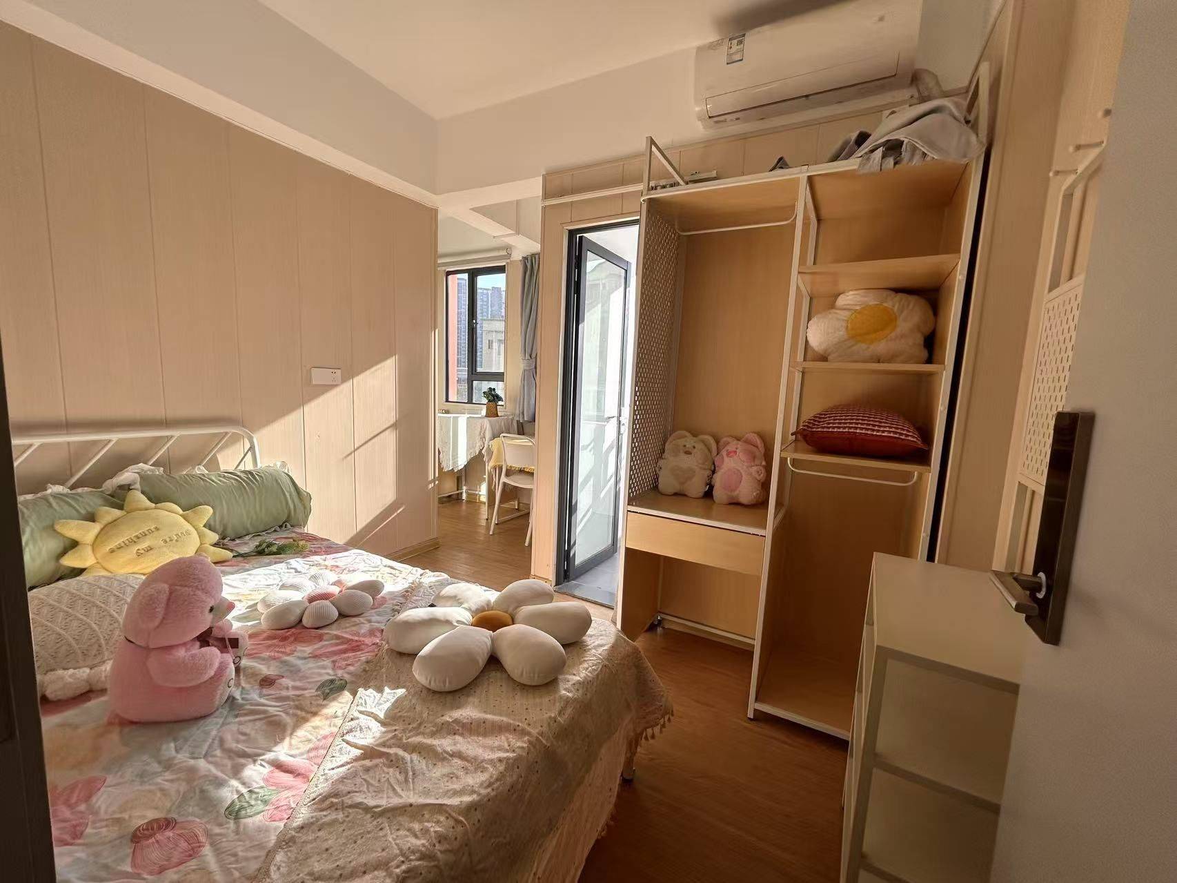 Shenzhen-Longhua-Cozy Home,No Gender Limit