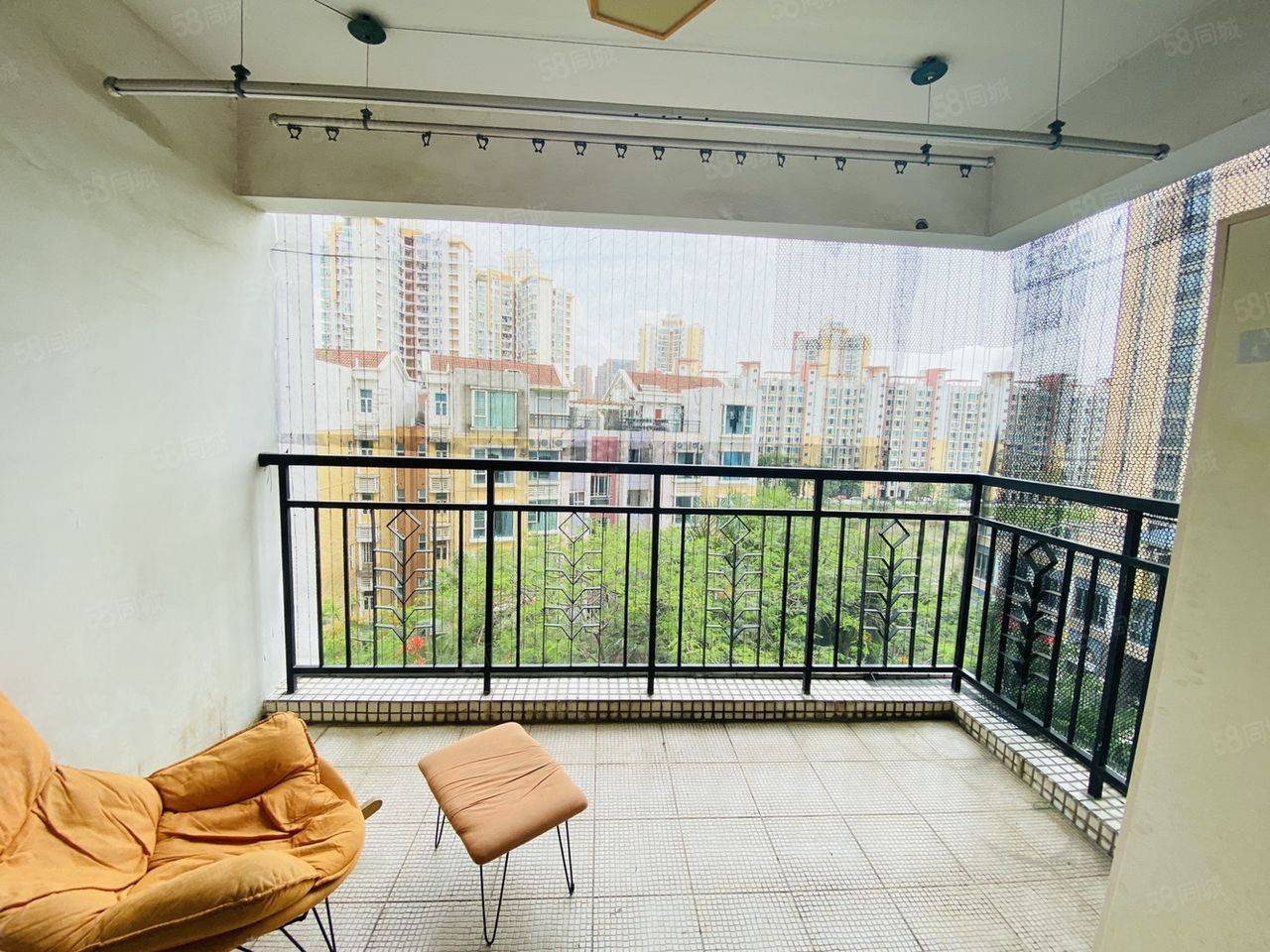 Shenzhen-Nanshan-Cozy Home,Clean&Comfy,No Gender Limit,Hustle & Bustle,“Friends”,Chilled,Pet Friendly