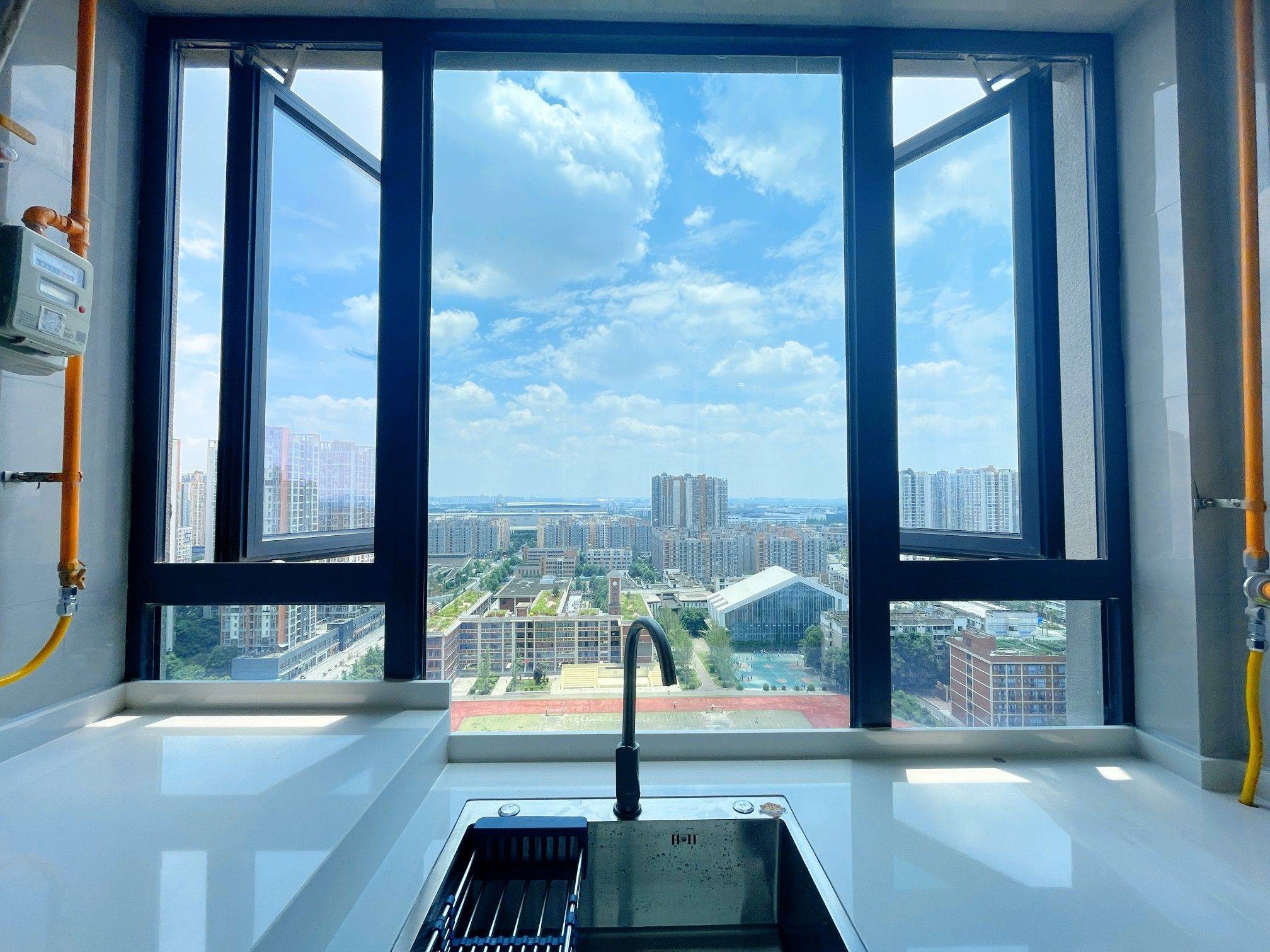 Chengdu-Pidu-Cozy Home,Clean&Comfy,No Gender Limit,Hustle & Bustle,“Friends”