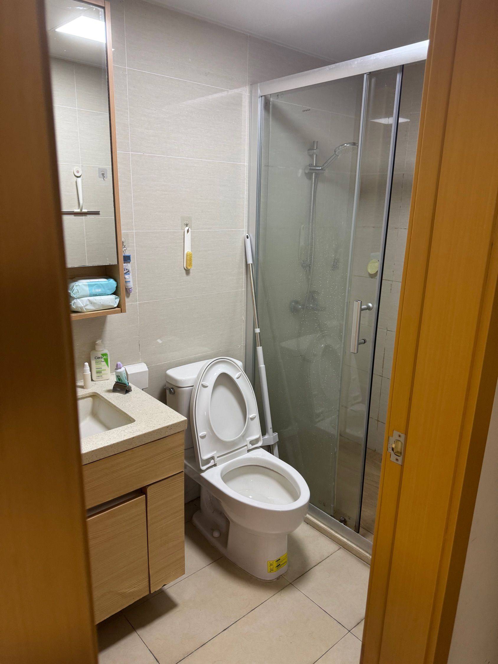 Guangzhou-Tianhe-房东人很好,Pet Friendly,LGBTQ Friendly,Cozy Home,Clean&Comfy,No Gender Limit,Hustle & Bustle,“Friends”,Chilled