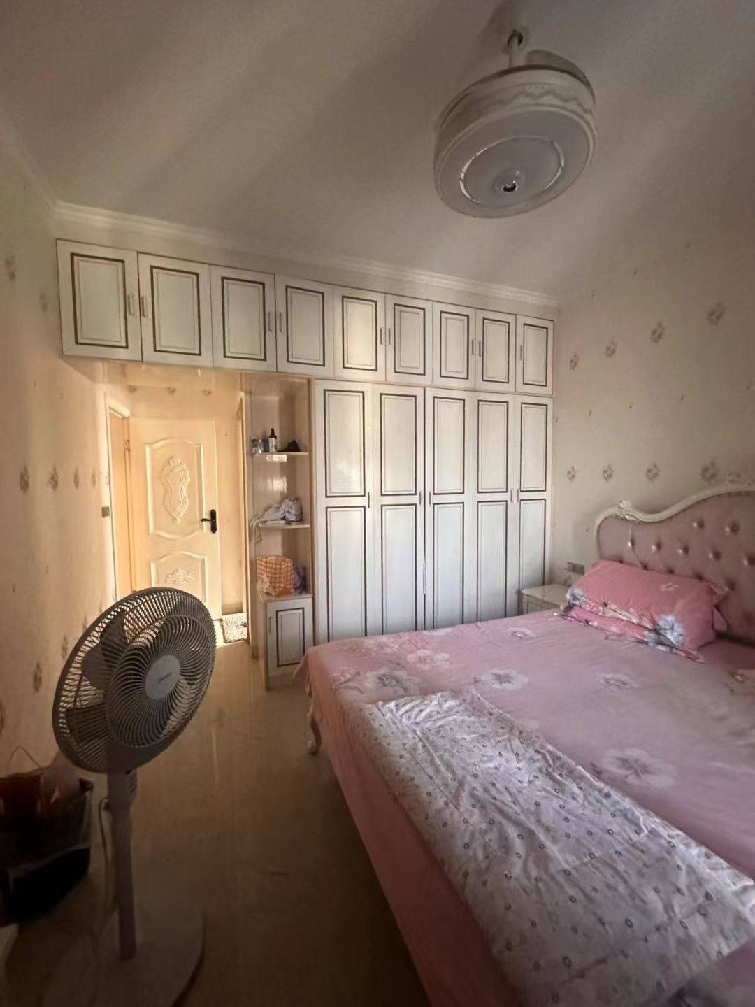 Chengdu-Hi-Tech Zone-Cozy Home,Clean&Comfy,No Gender Limit,Hustle & Bustle,“Friends”,Chilled,LGBTQ Friendly,Pet Friendly