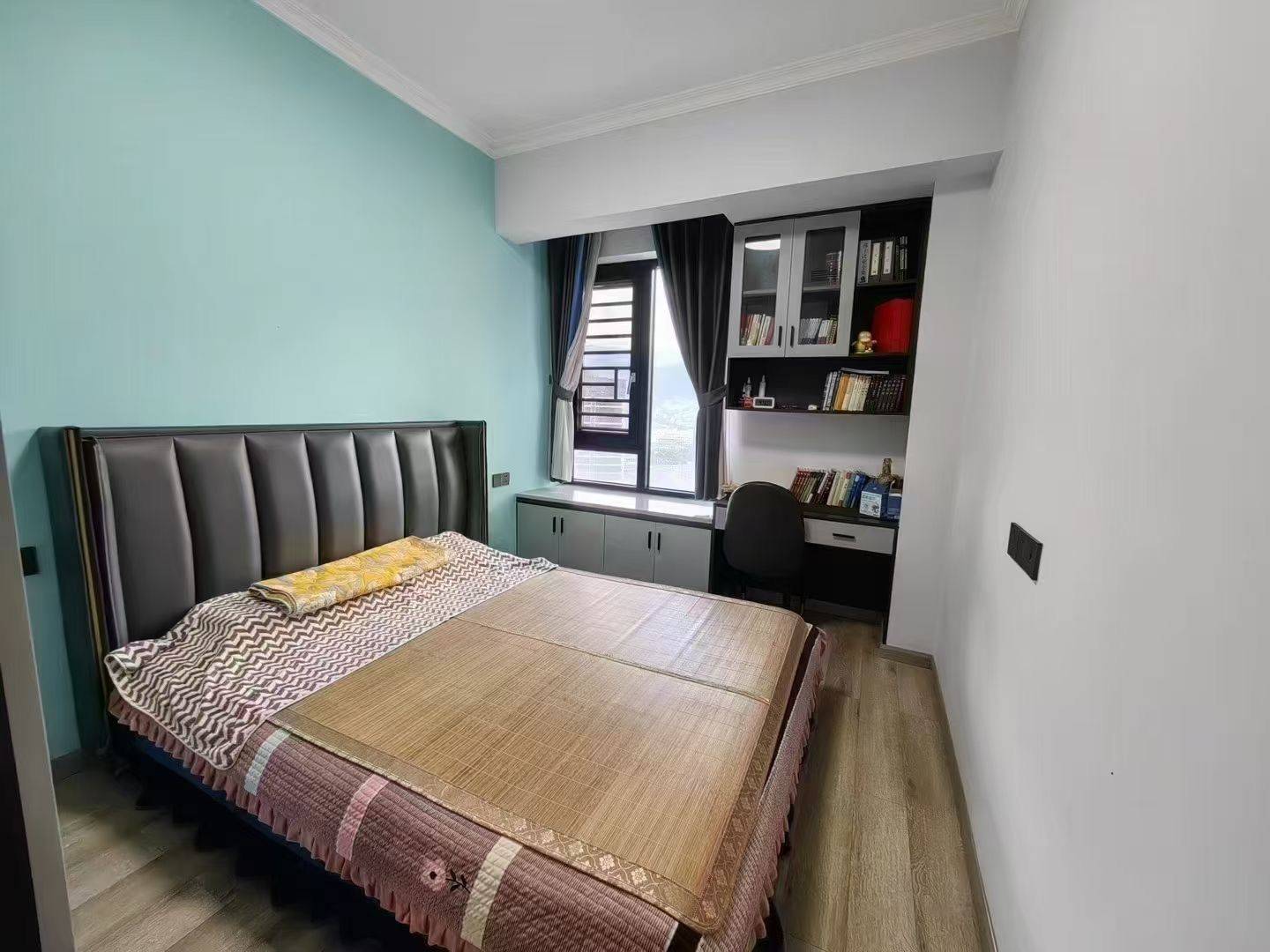 Chengdu-Hi-Tech Zone-Cozy Home,Clean&Comfy,No Gender Limit,Hustle & Bustle,“Friends”,Chilled,LGBTQ Friendly,Pet Friendly