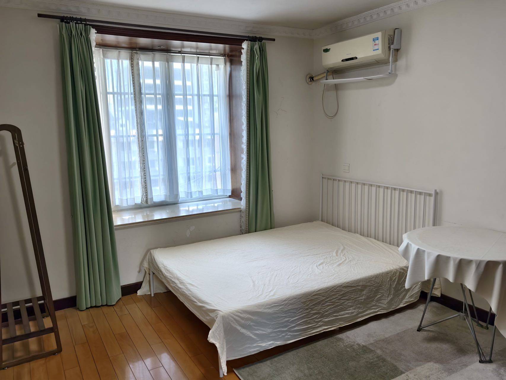Shanghai-Jing‘An-Cozy Home,Clean&Comfy,No Gender Limit,Hustle & Bustle