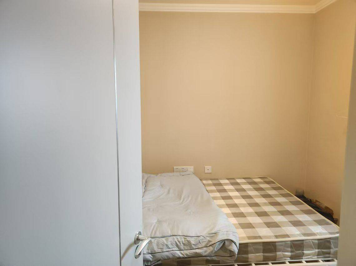 Nanjing-Jiangning-Cozy Home,Clean&Comfy,No Gender Limit,Hustle & Bustle,“Friends”,Chilled,LGBTQ Friendly