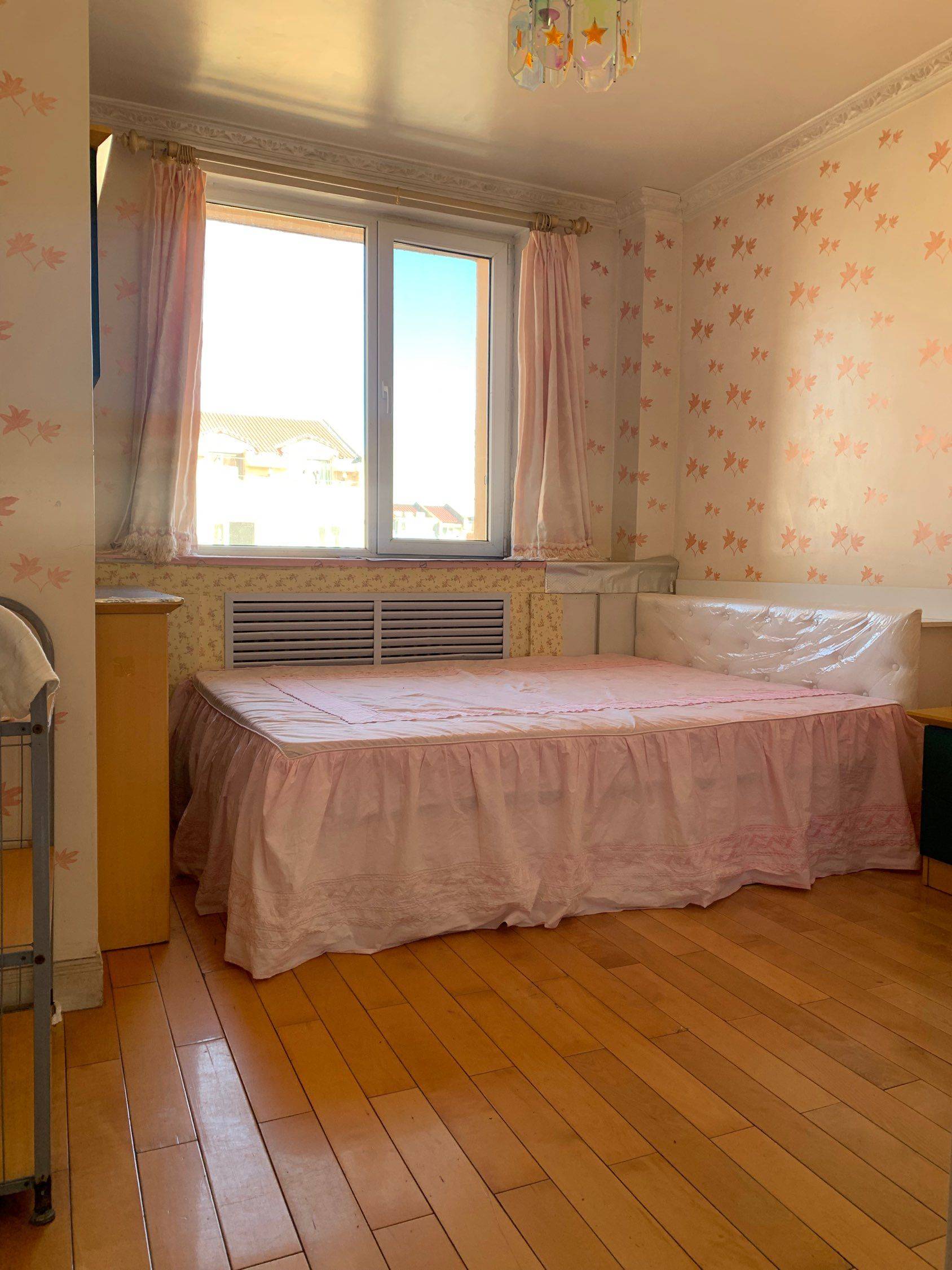 Beijing-Changping-Cozy Home,Clean&Comfy,No Gender Limit,Hustle & Bustle,“Friends”,Chilled