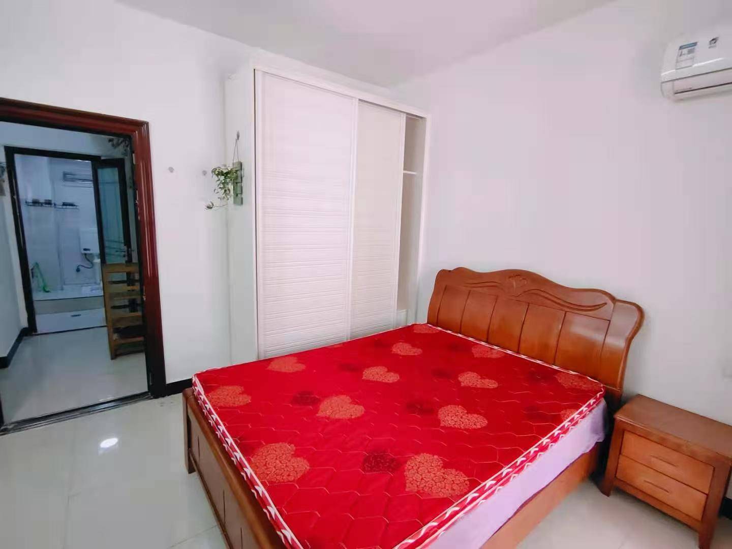 Wuhan-Hongshan-Pet Friendly