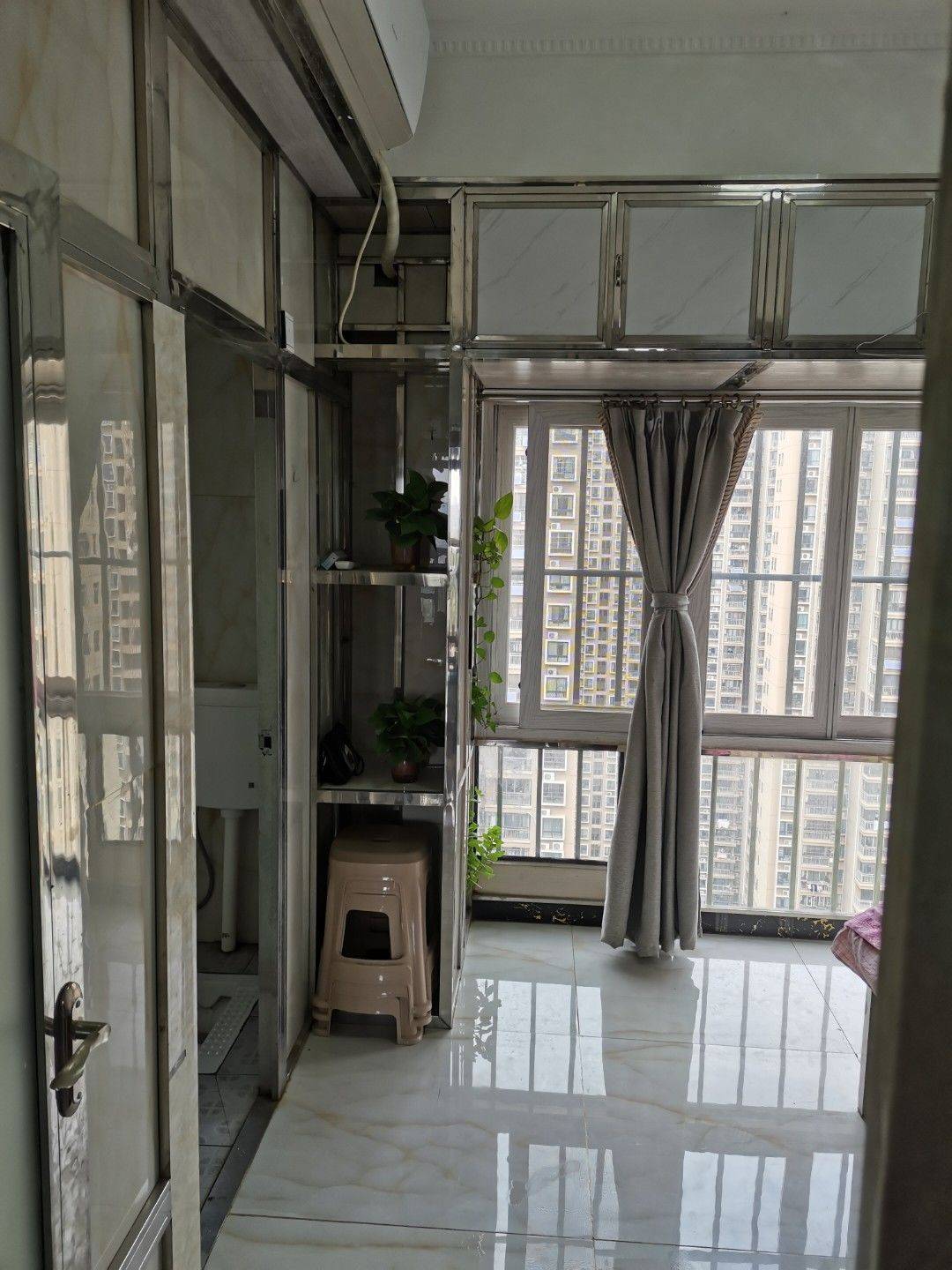 Cozy Home | Clean&Comfy | No Gender Limit | Hustle & Bustle