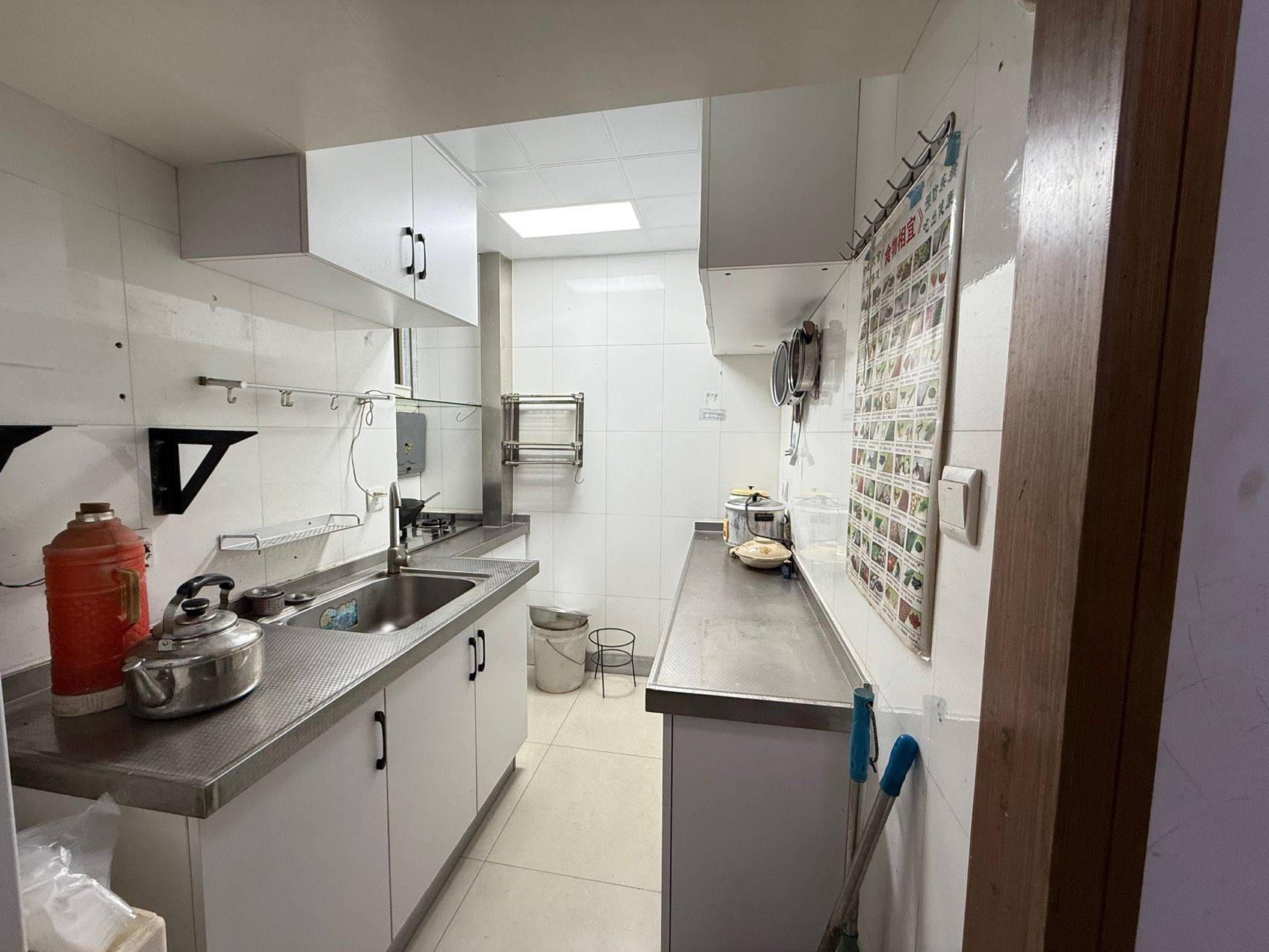 Nanjing-Gulou-Cozy Home,Clean&Comfy,No Gender Limit,Hustle & Bustle,Pet Friendly