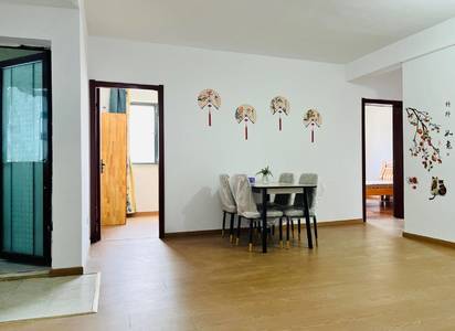 Cozy Home | Clean&Comfy | No Gender Limit | Pet Friendly