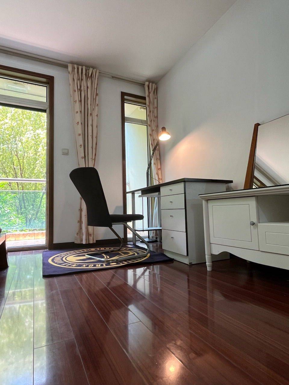 Hangzhou-Xihu-Cozy Home,Clean&Comfy,No Gender Limit,Hustle & Bustle,Chilled