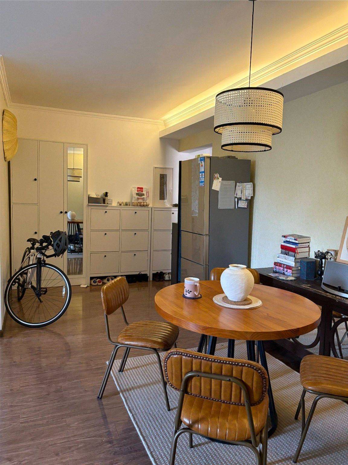 Cozy Home | Clean&Comfy | “Friends” | Chilled | LGBTQ Friendly | Pet Friendly