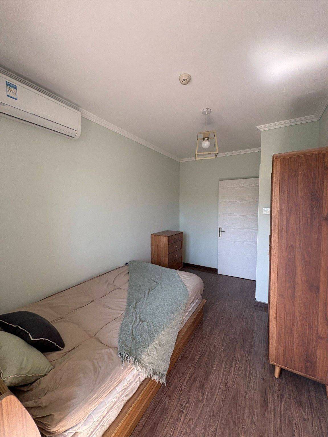 Cozy Home | Clean&Comfy | “Friends” | Chilled | LGBTQ Friendly | Pet Friendly