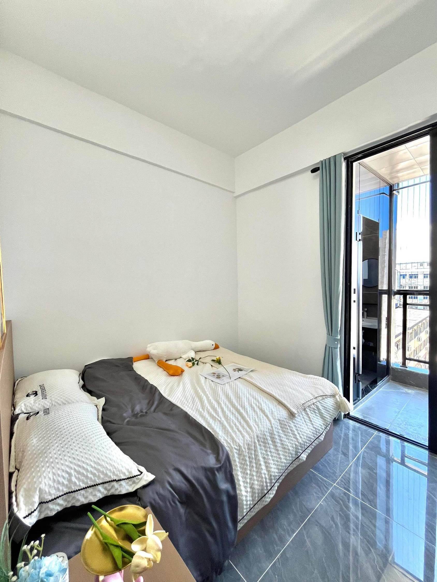 Shenzhen-Longgang-替我自由