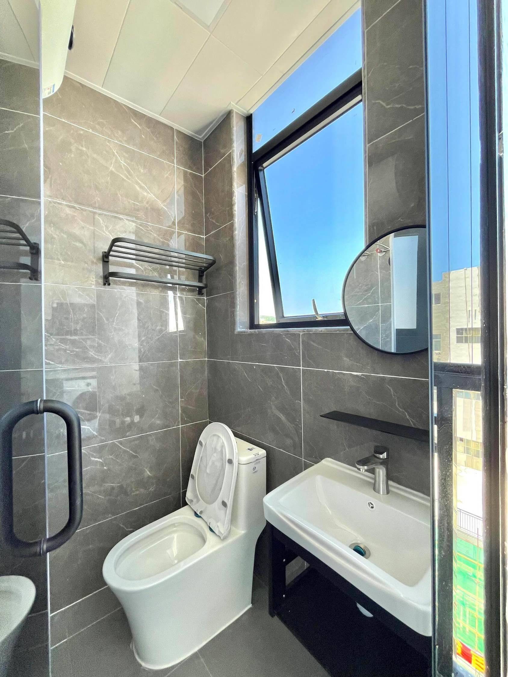 Shenzhen-Longgang-替我自由