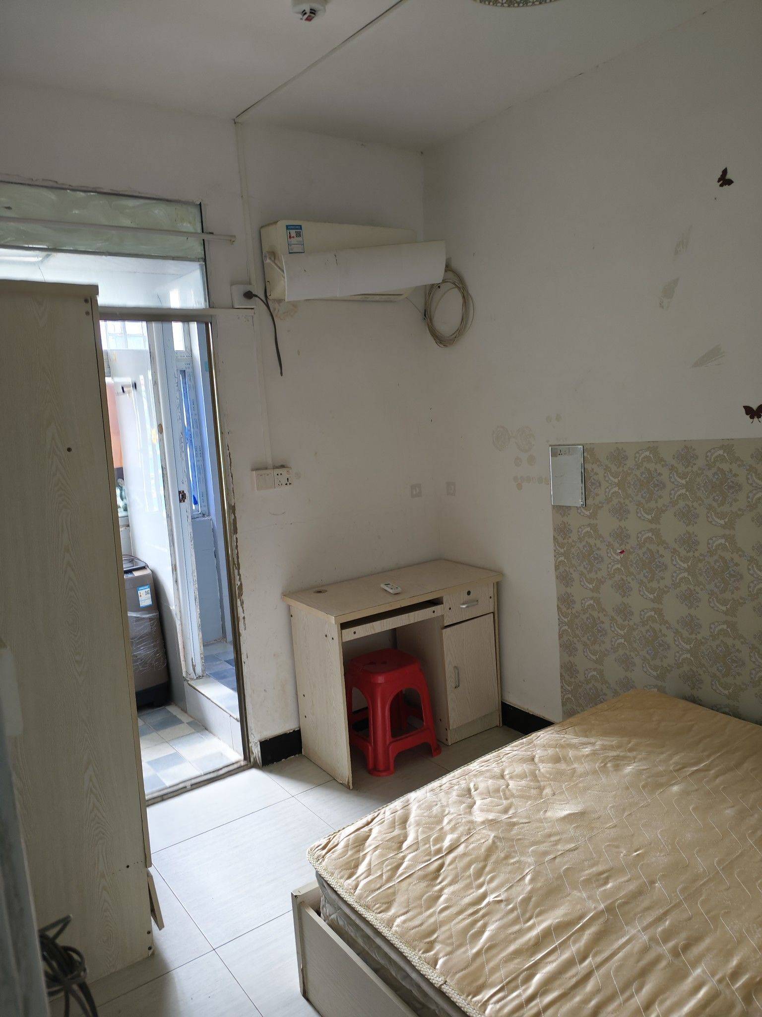 Shenzhen-BaoAn-35RMB/Night,Cozy Home,Clean&Comfy,No Gender Limit,Hustle & Bustle