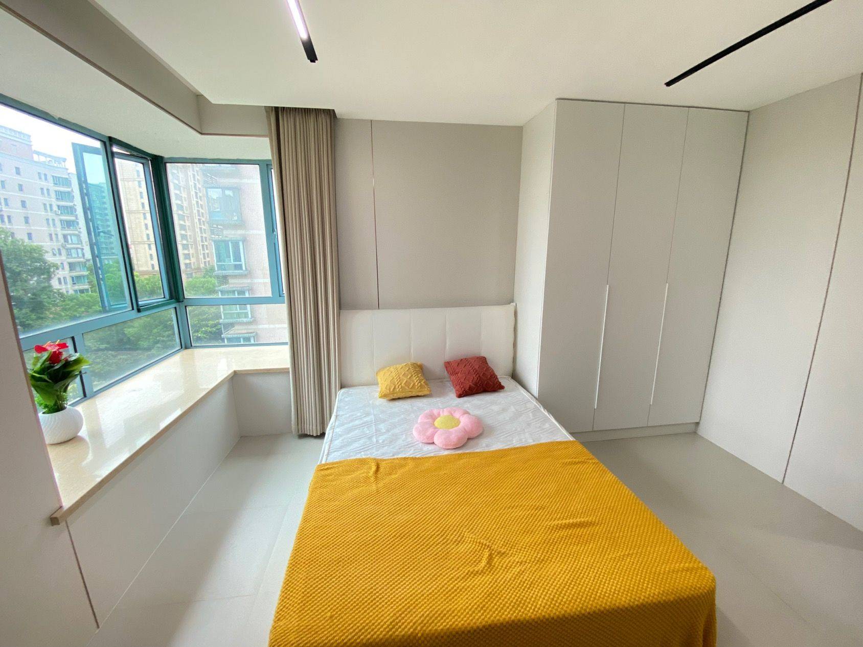 Shanghai-Pudong-🎈è€å‹è®°,â干净治愈,🎉温馨å°çª,ðŸ±å® 物å‹å¥½,LGBTQ Friendly,No Gender Limit,Hustle & Bustle,Chilled