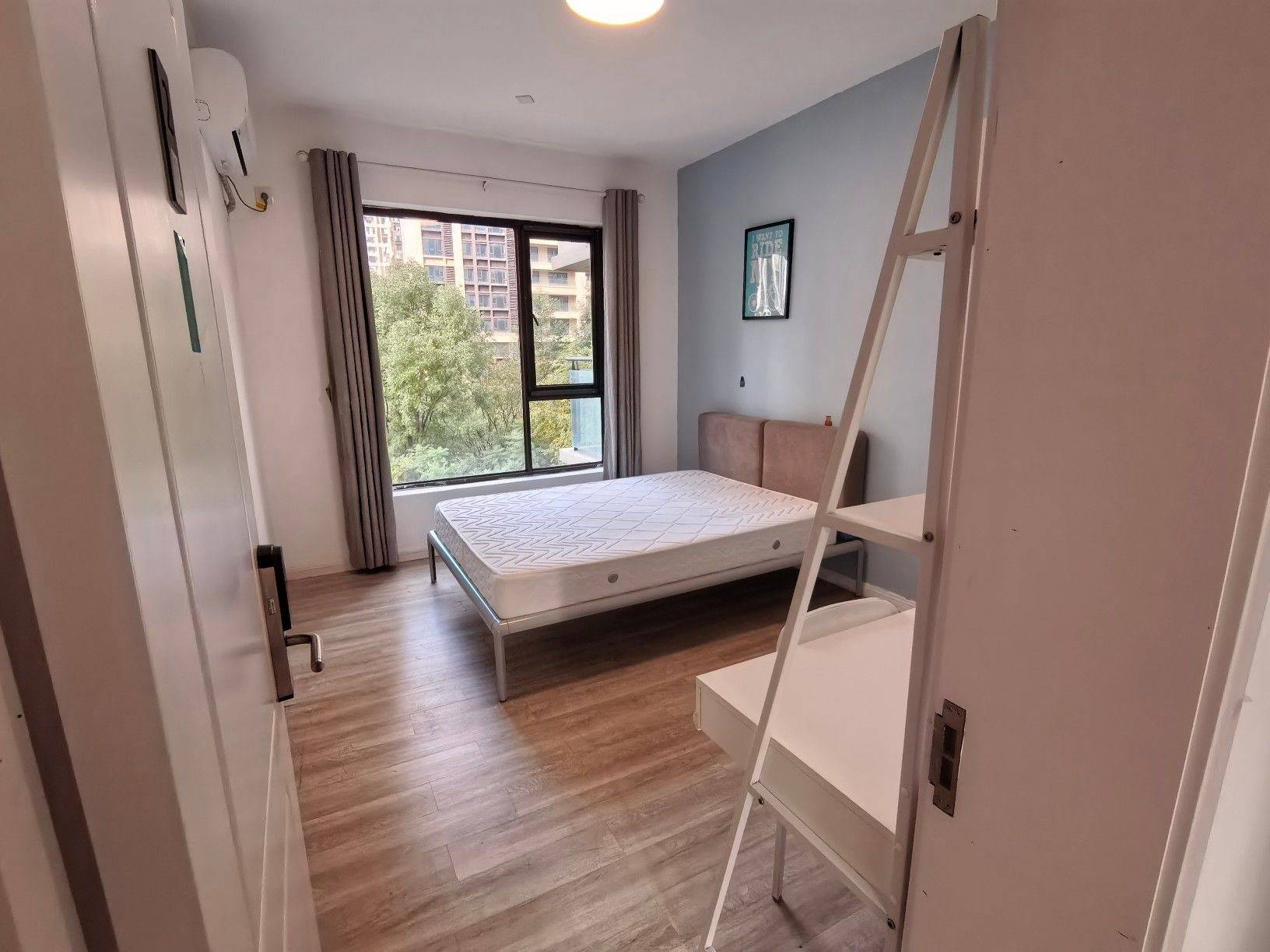 火车南站 | Pet Friendly | LGBTQ Friendly | Cozy Home | Clean&Comfy | No Gender Limit | Chilled
