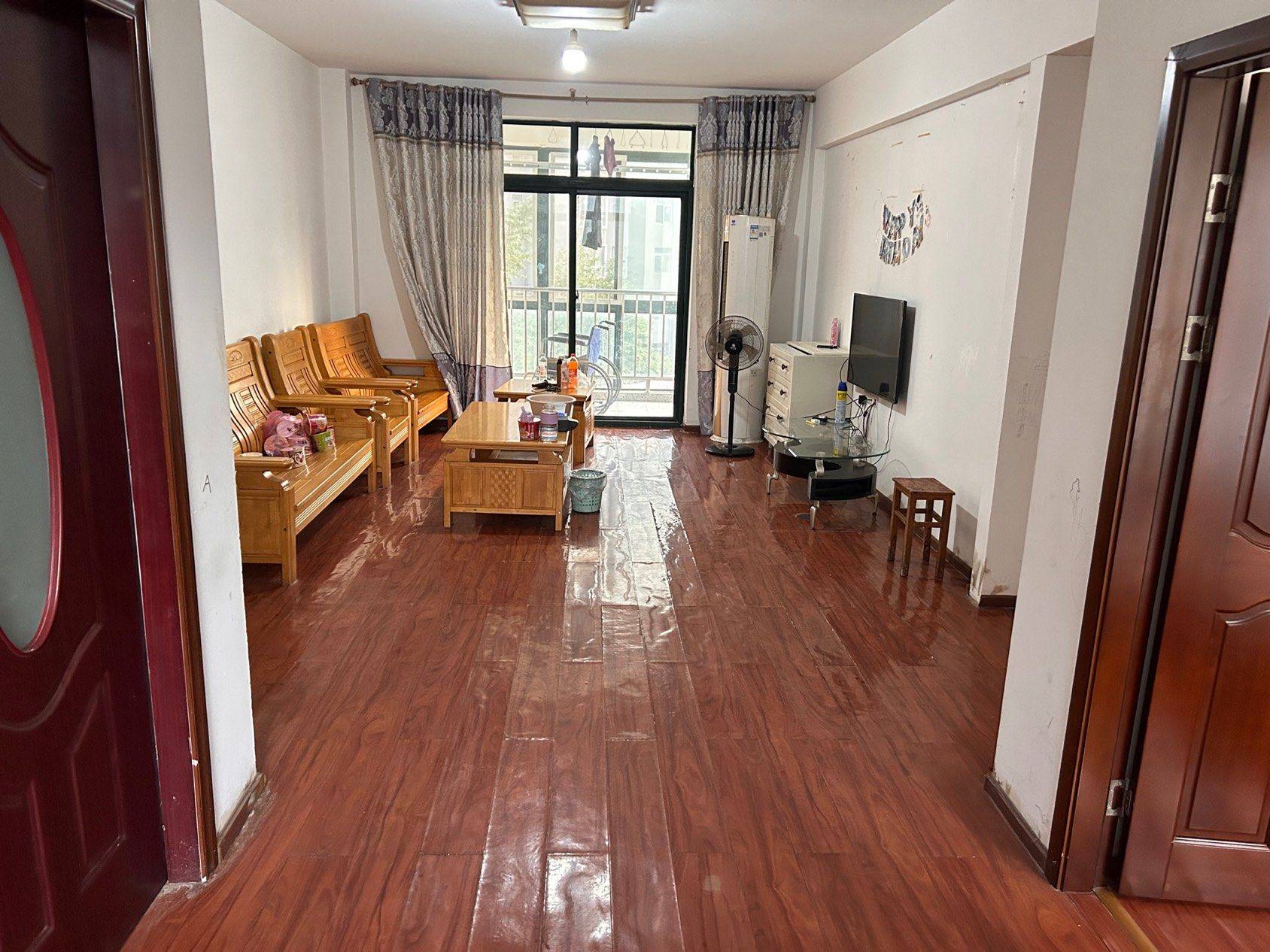 Xinzhou 莱茵城小区-6栋