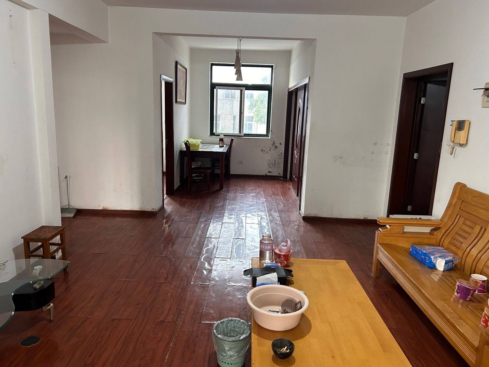 Xinzhou 莱茵城小区-6栋