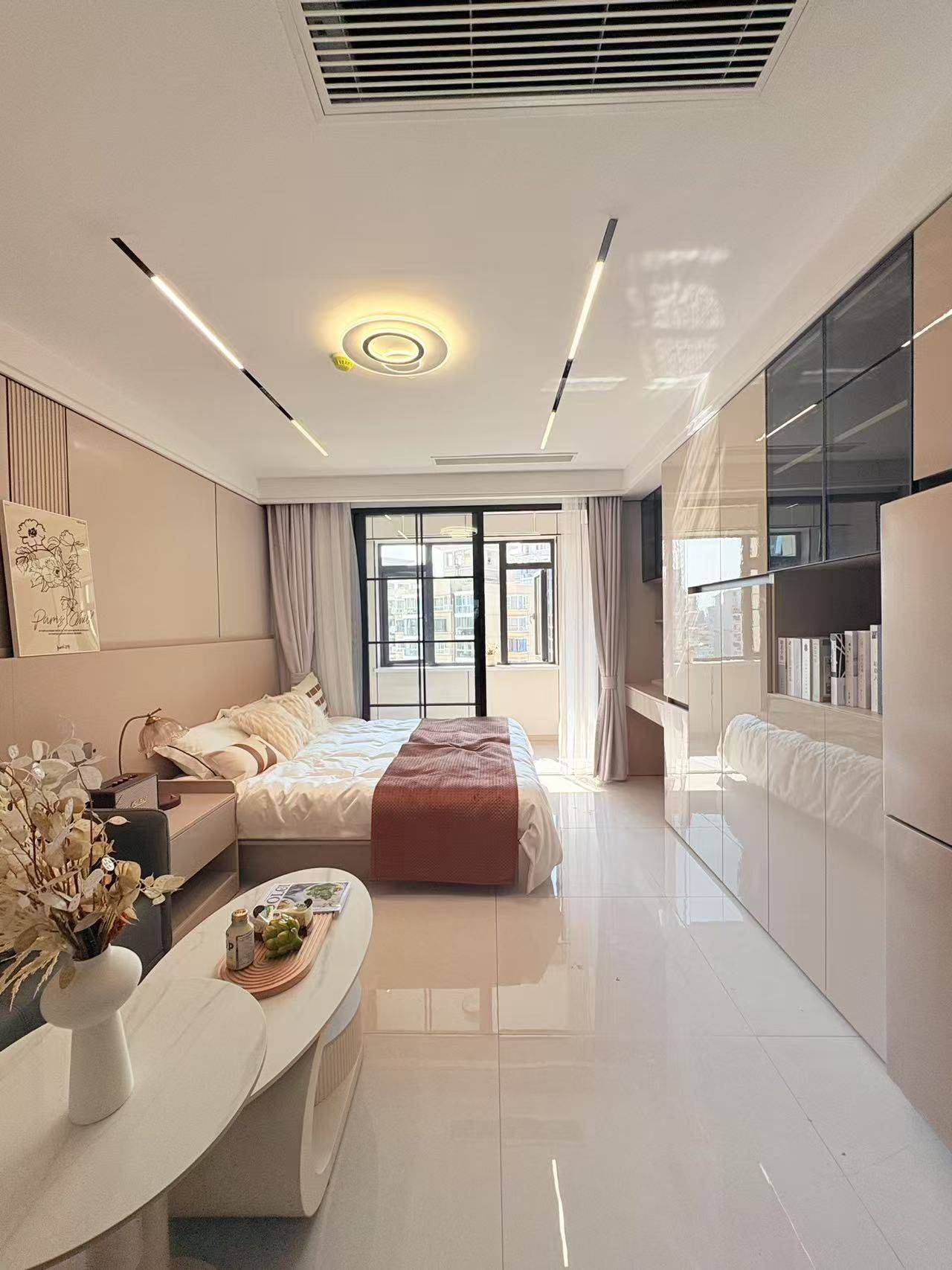 虹口区 | 大柏树 | 江湾镇 | Pet Friendly | LGBTQ Friendly | Cozy Home | Clean&Comfy | No Gender Limit | Hustle & Bustle | “Friends” | Chilled