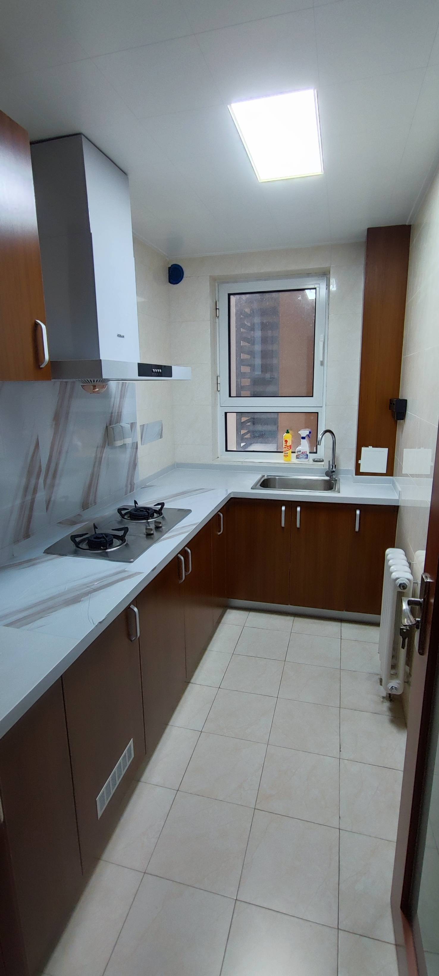 跟这呢整租房源1