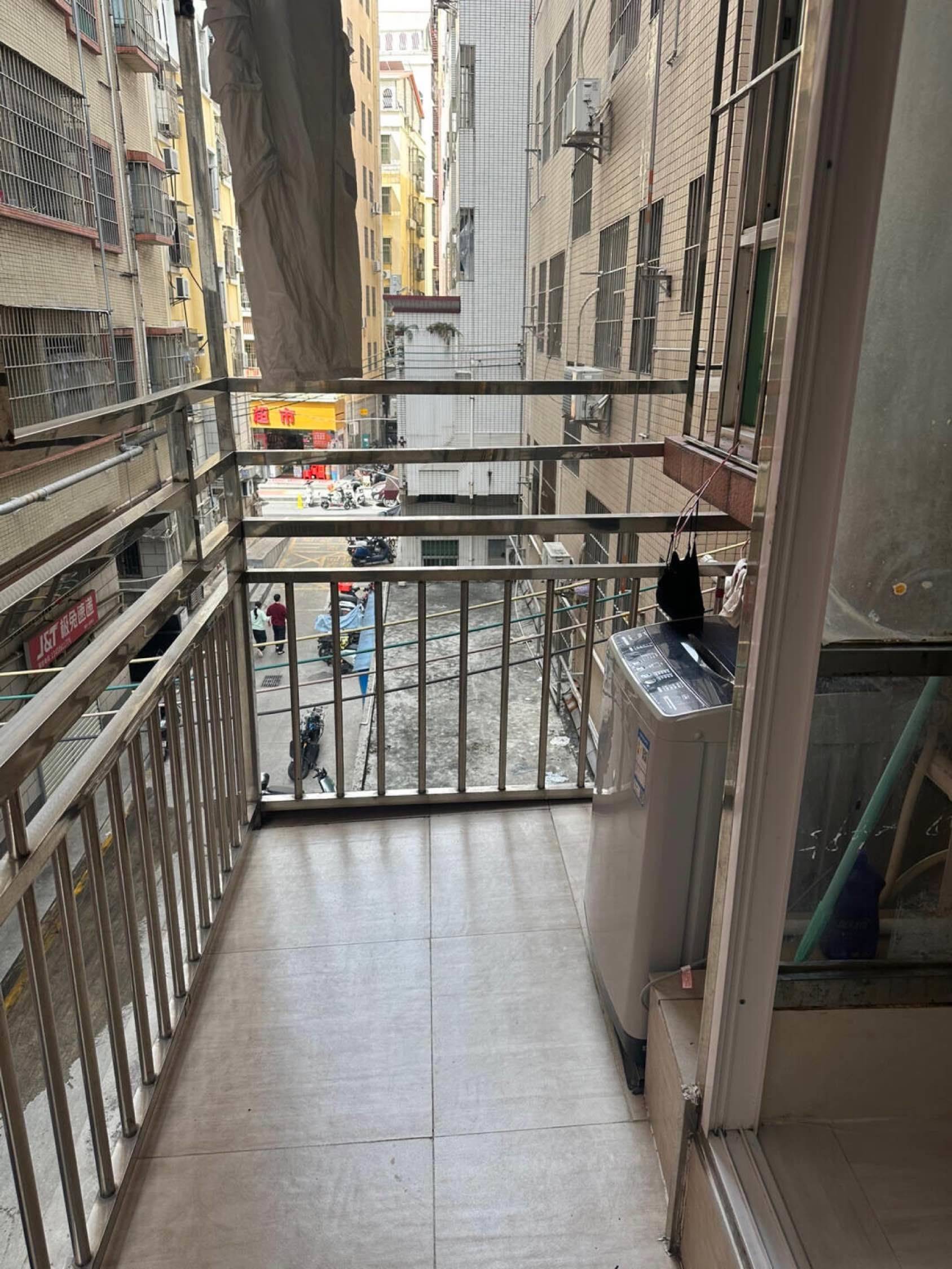 Shenzhen-Longhua-Cozy Home,Clean&Comfy,No Gender Limit