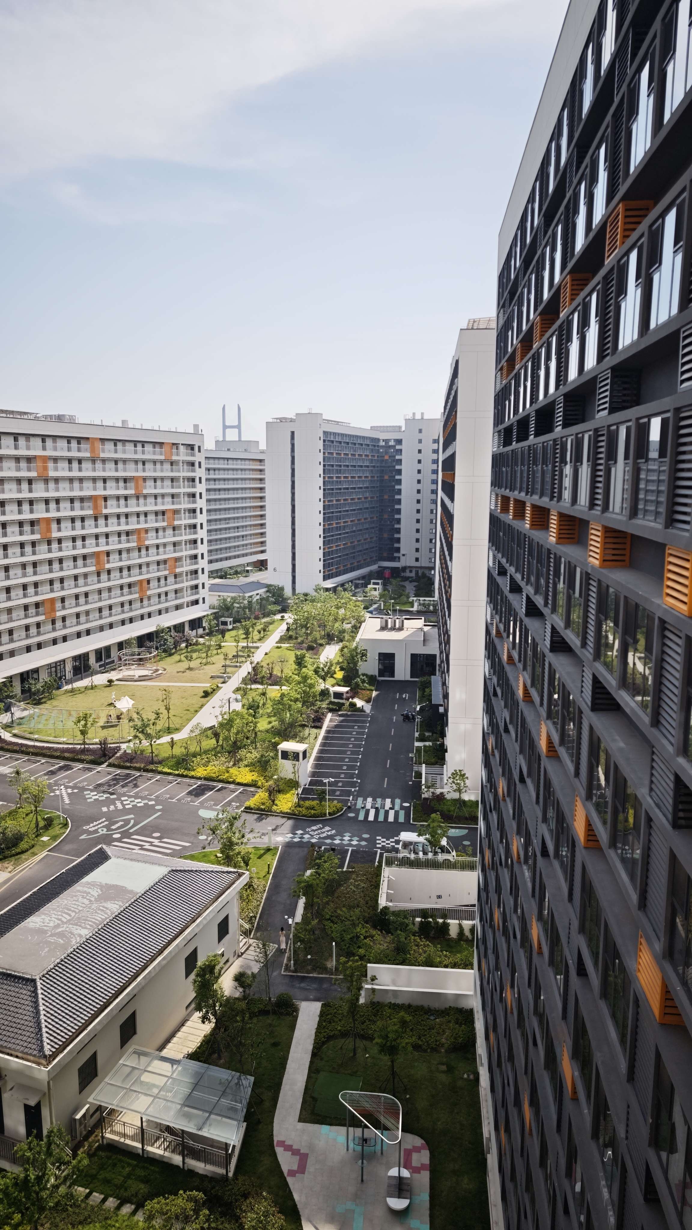 Shanghai-Pudong-Cozy Home,Clean&Comfy,No Gender Limit,Hustle & Bustle,“Friends”,Chilled,LGBTQ Friendly,Pet Friendly