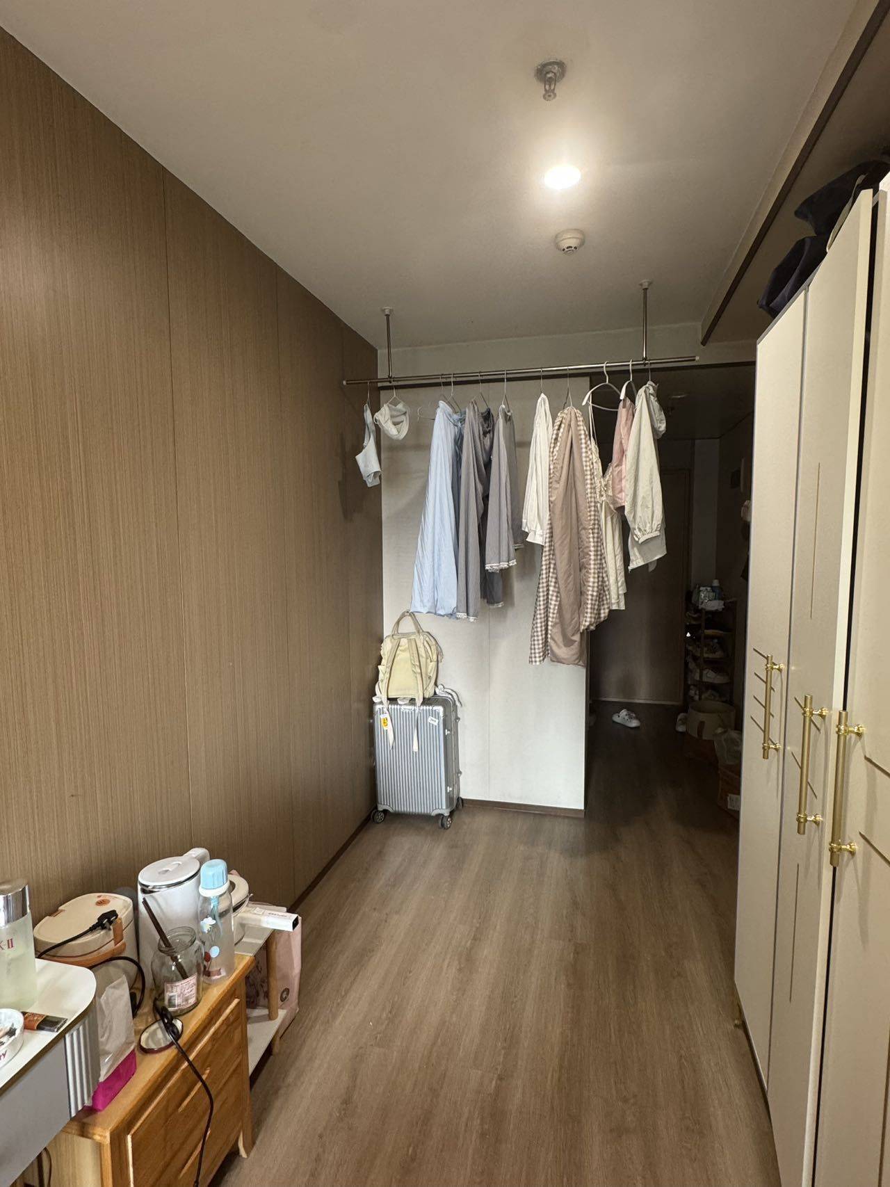 Cozy Home | Clean&Comfy | No Gender Limit