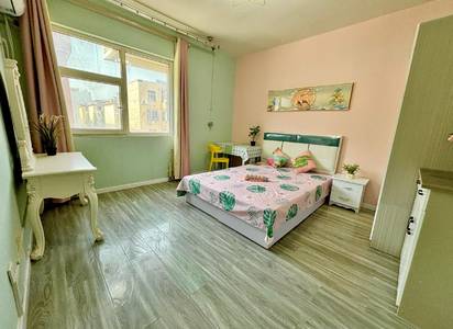 押一付一 | 房东直租 | Cozy Home | Clean&Comfy | No Gender Limit | Hustle & Bustle | “Friends” | Chilled