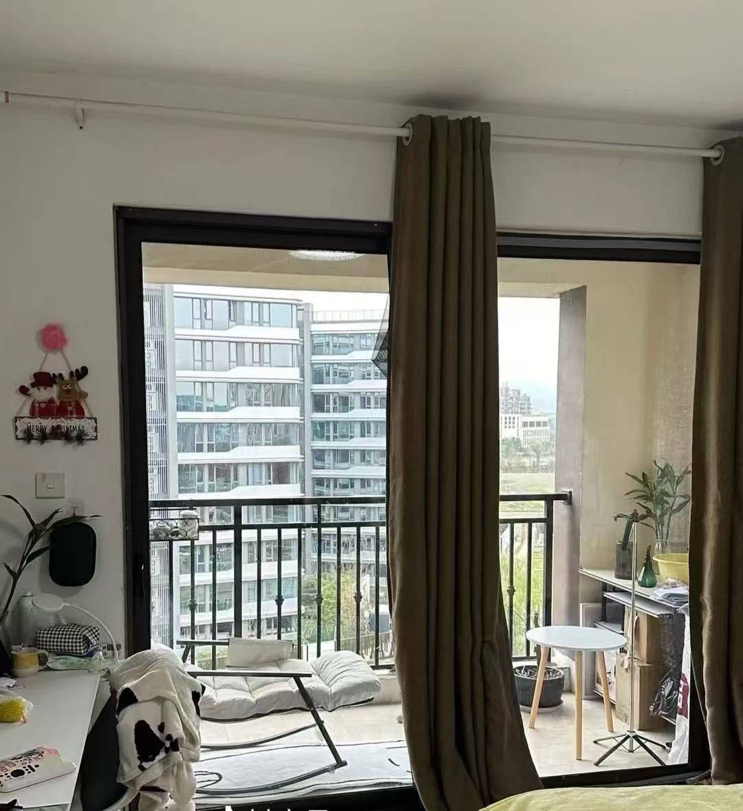 溫馨小窩 | 乾淨治愈 | 不限性別 | 市井煙火氣 | 老友記 | 慢時光 | LGBTQ友好 | 寵物友好