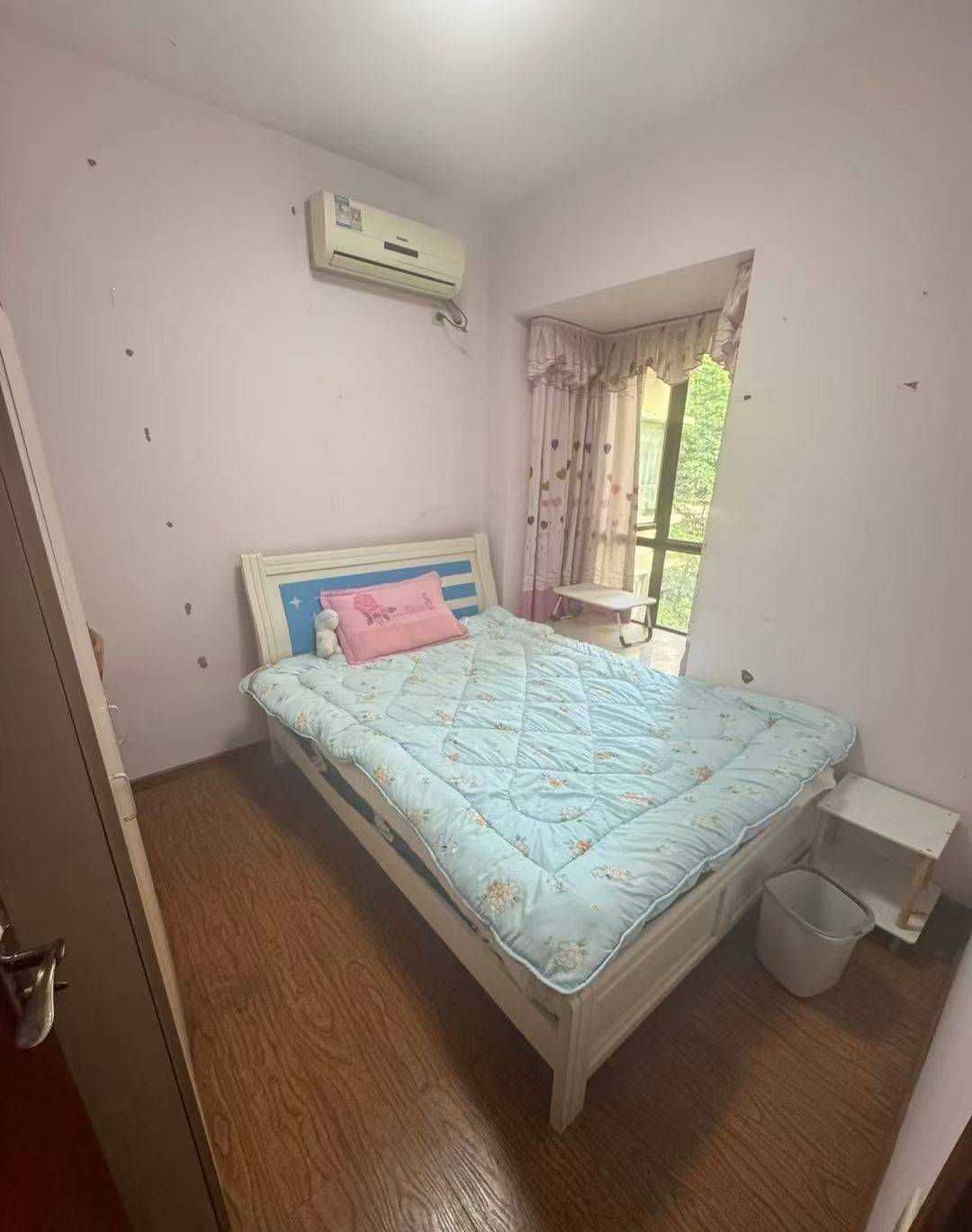 Cozy Home | Clean&Comfy | No Gender Limit | Hustle & Bustle | Chilled | LGBTQ Friendly