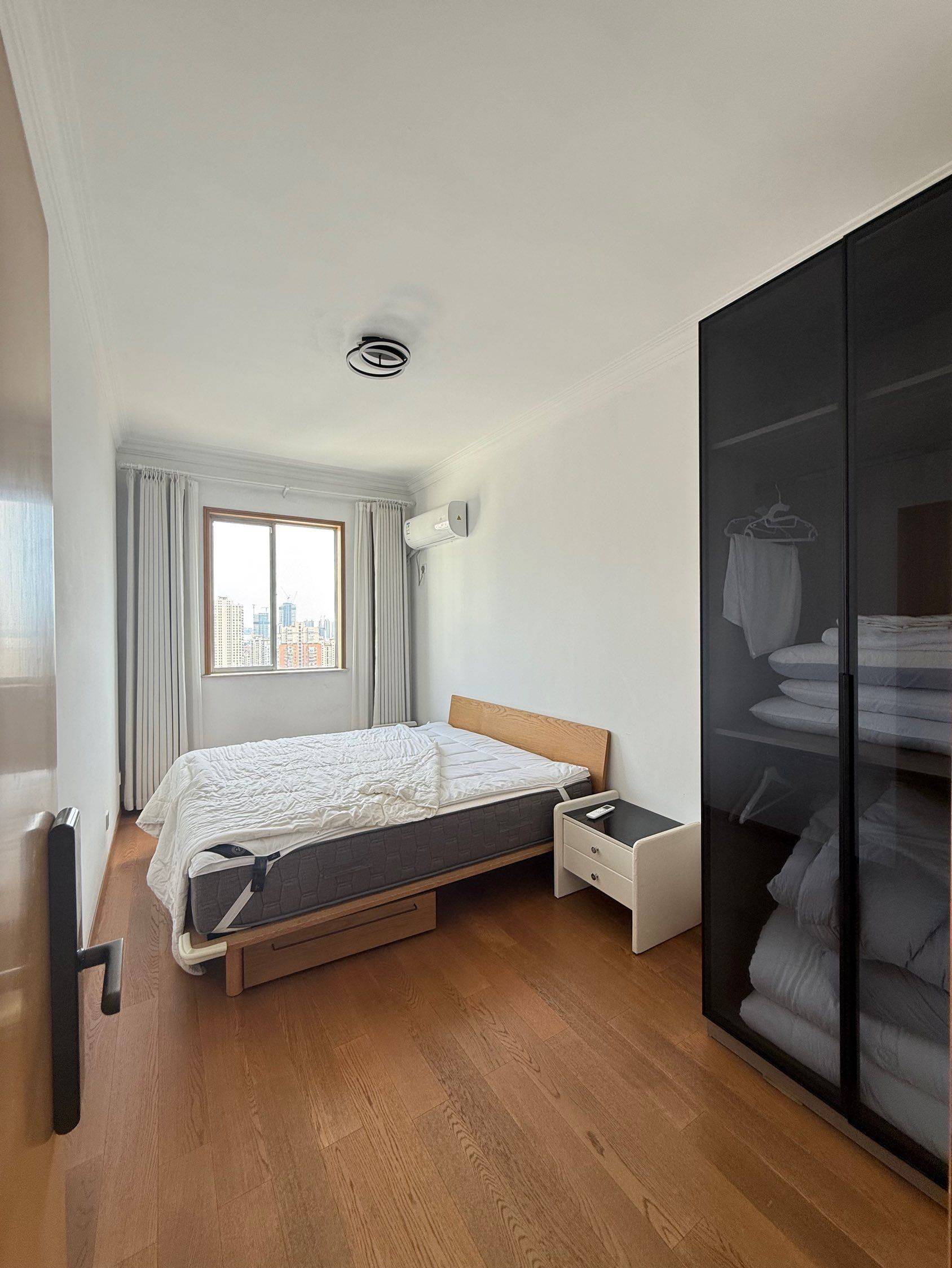 Shanghai-Xuhui-🔥å¯å¤–ç±/æ–°ç–†,🔥🔥🔥å¯å±…ä½è¯,🔥🔥🔥民用水电,Pet Friendly,Cozy Home,Clean&Comfy,No Gender Limit,Hustle & Bustle