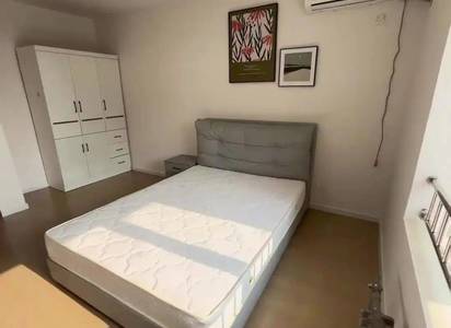 Cozy Home | Clean&Comfy | No Gender Limit | Hustle & Bustle | “Friends” | Chilled | LGBTQ Friendly | Pet Friendly | 1RMB/Night
