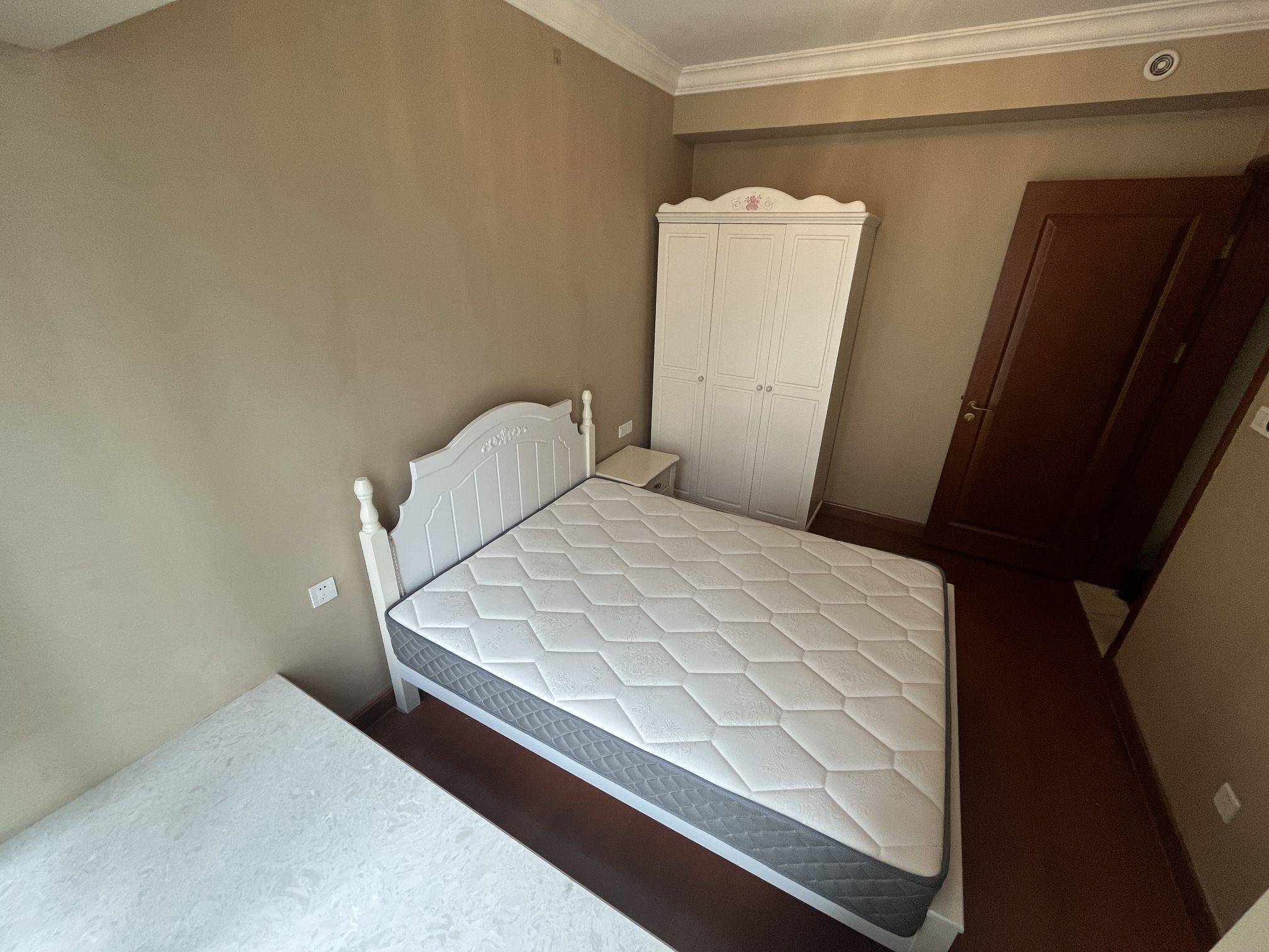 Chengdu-Shuangliu-Cozy Home,Clean&Comfy,Hustle & Bustle,“Friends”,Chilled