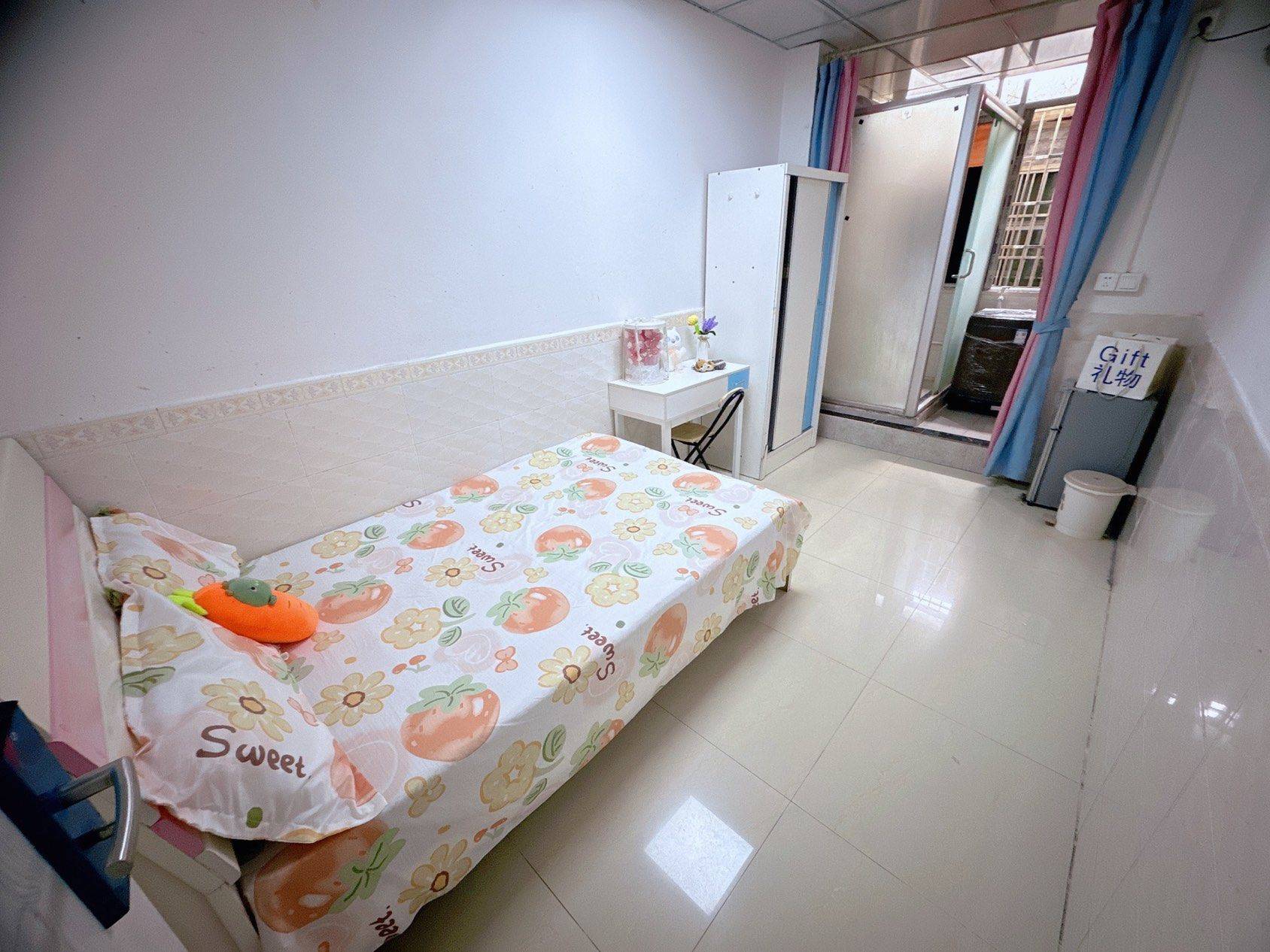 Cozy Home | Clean&Comfy | No Gender Limit | Hustle & Bustle | Chilled | LGBTQ Friendly | Pet Friendly