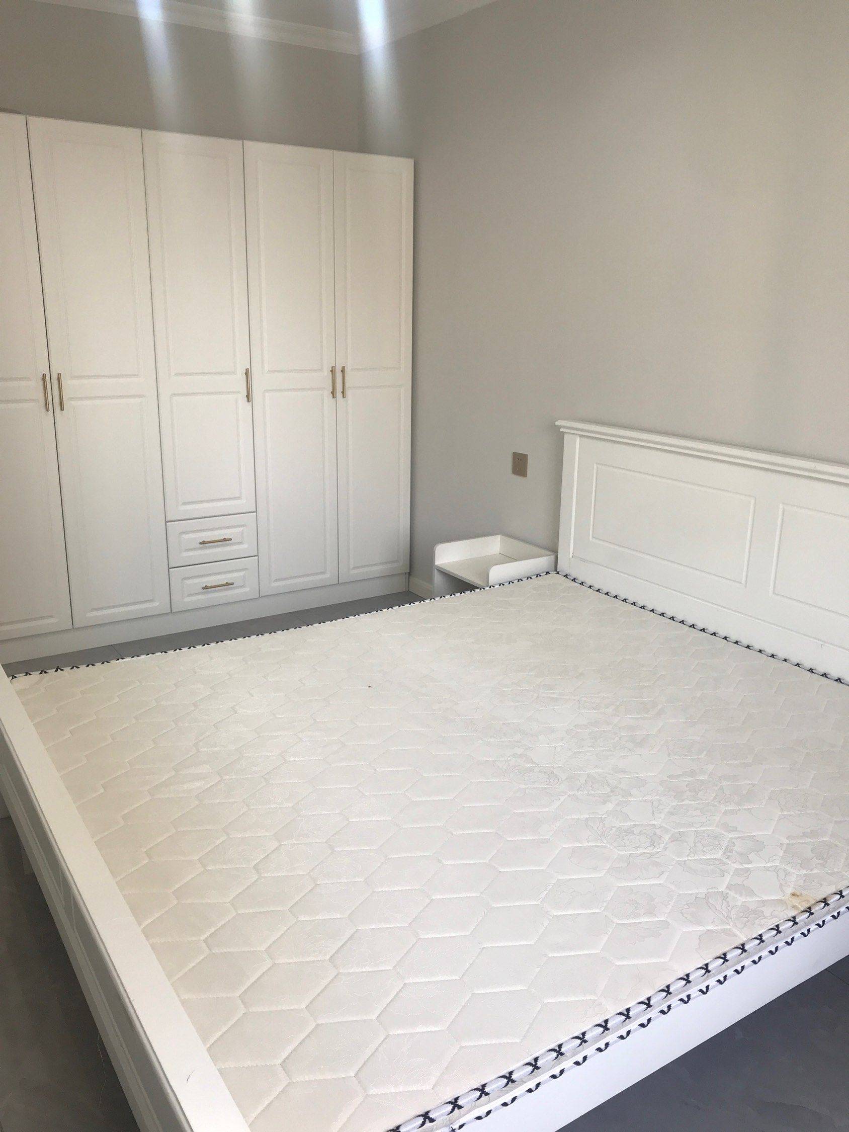 Cozy Home | Clean&Comfy | No Gender Limit