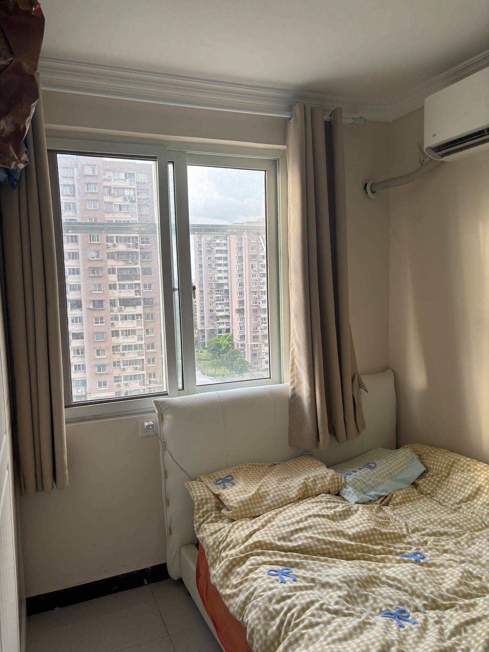 Shanghai-Pudong-Clean&Comfy,Hustle & Bustle,“Friends”,Chilled,Pet Friendly