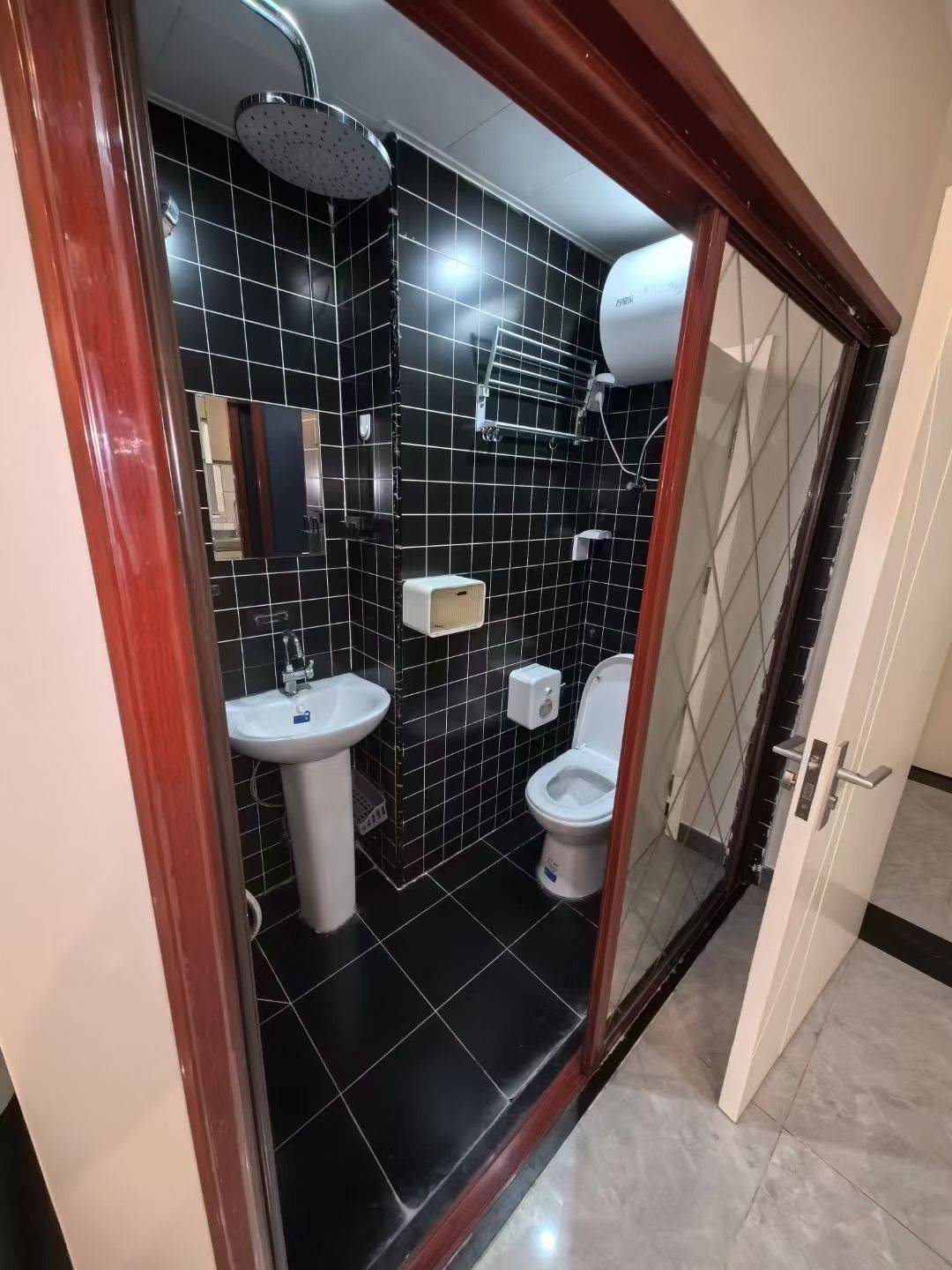 Beijing-Chaoyang-Cozy Home,Clean&Comfy,No Gender Limit,Hustle & Bustle,“Friends”,Chilled